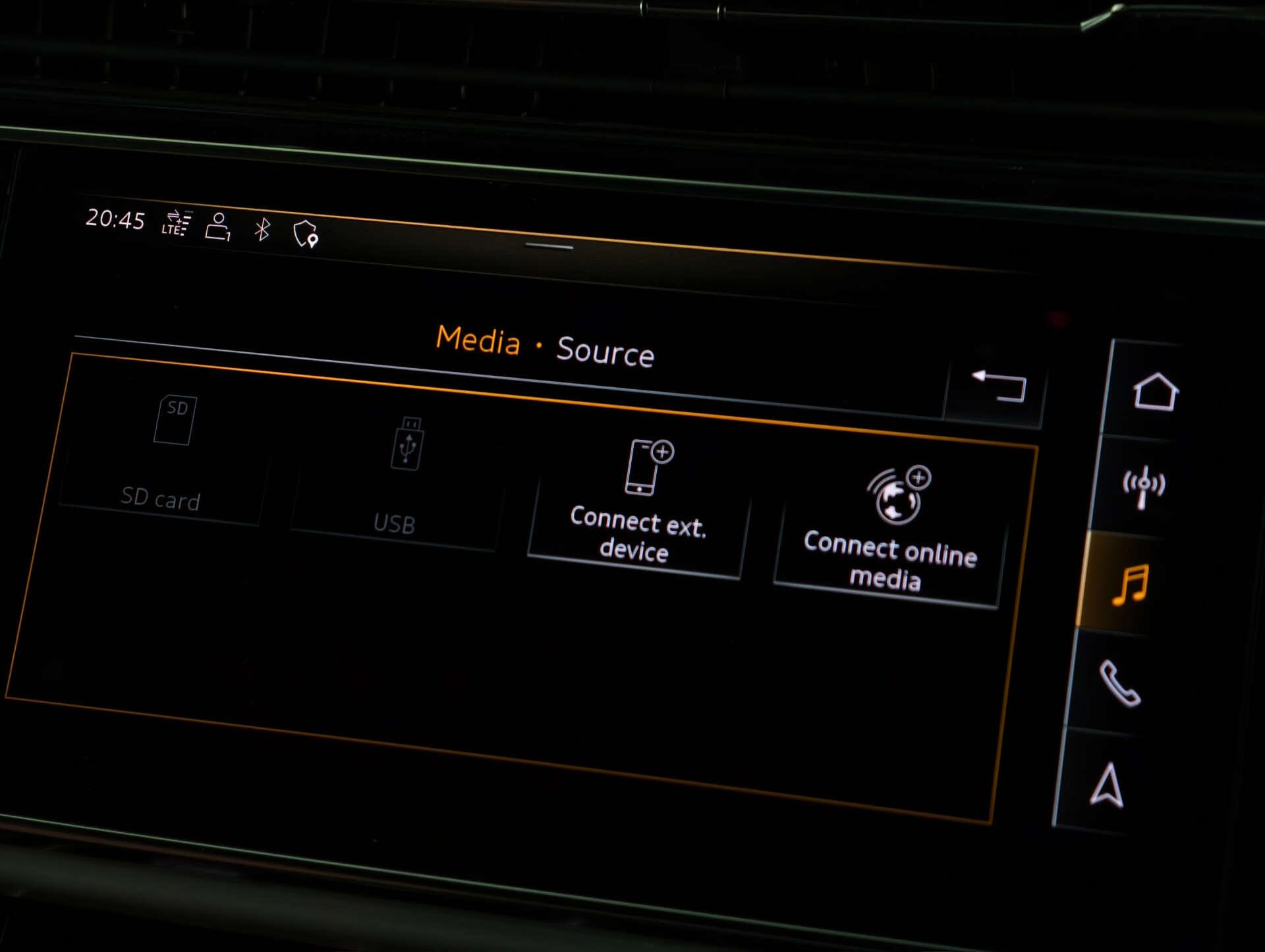 Audi SQ7 view 36