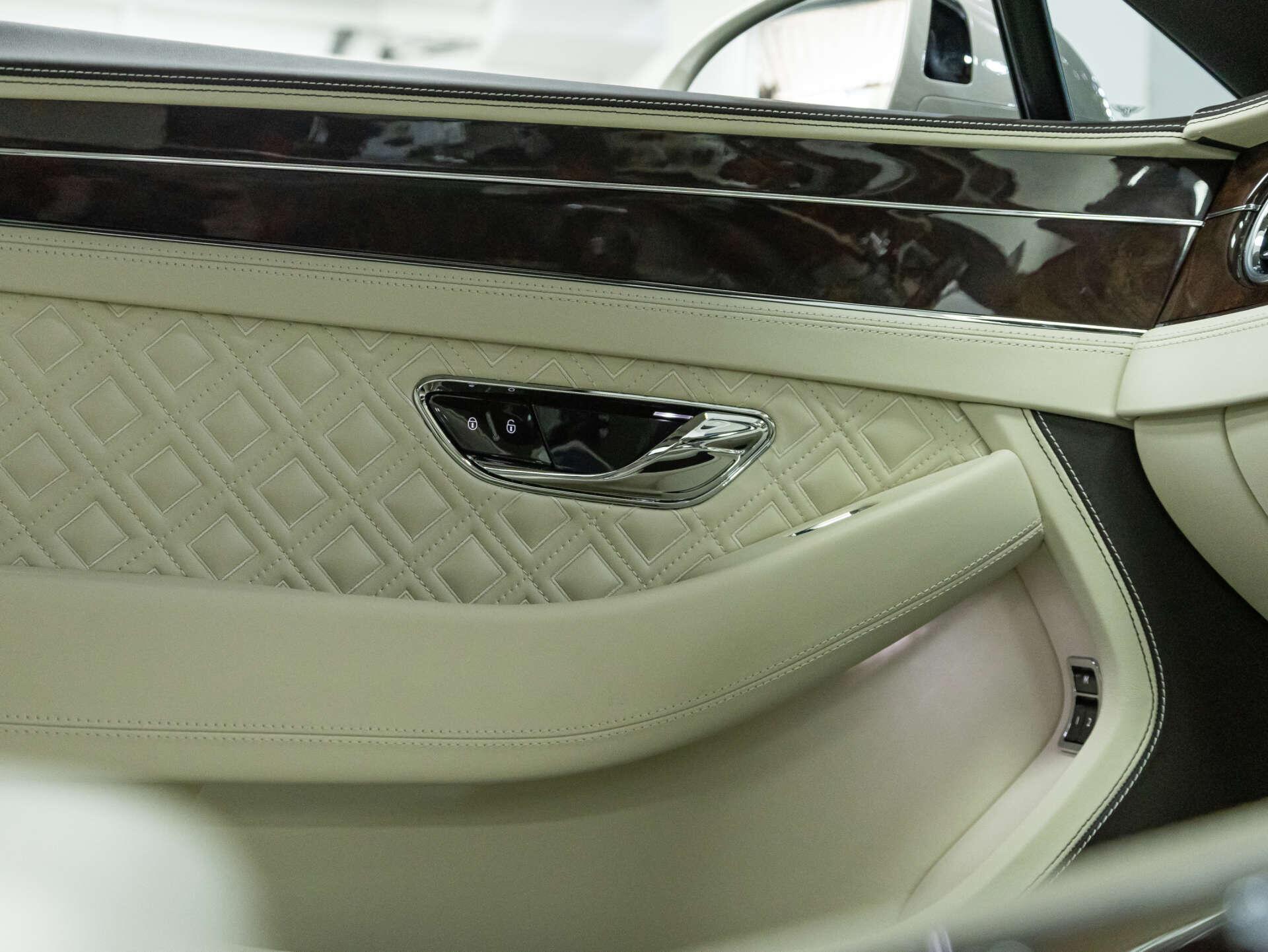 Bentley Continental view 42