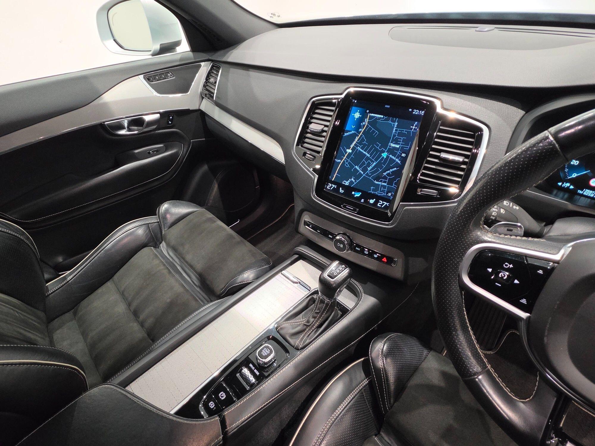 Volvo XC90 view 93