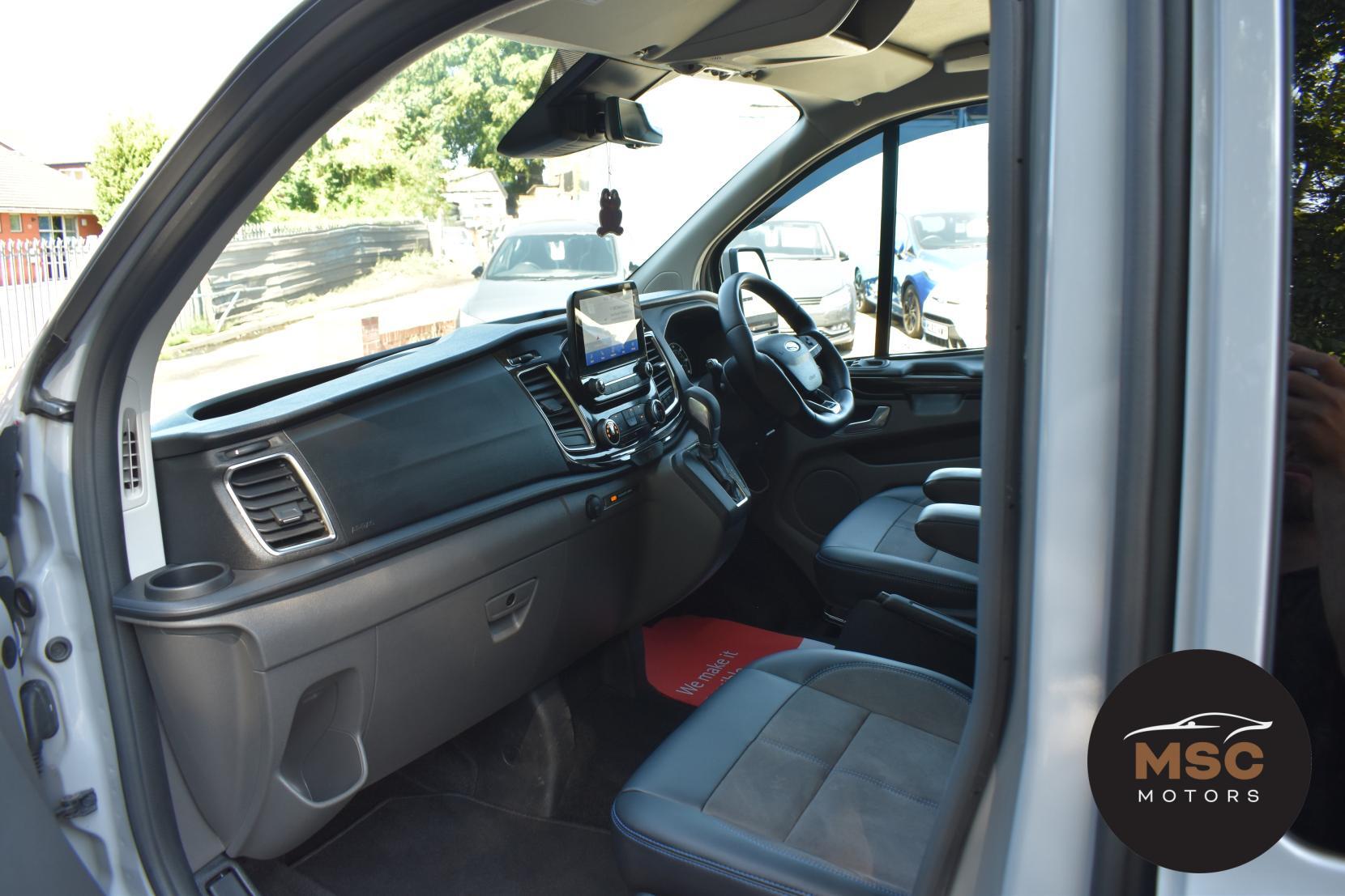Ford Transit Custom view 34