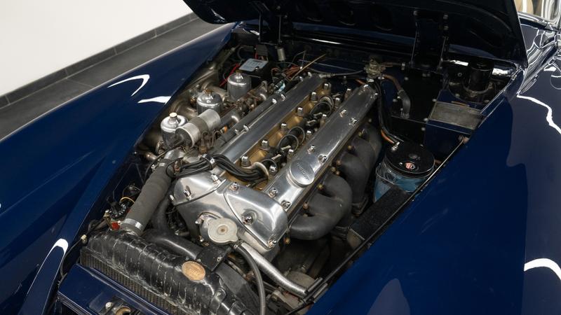 Jaguar XK150 view 31
