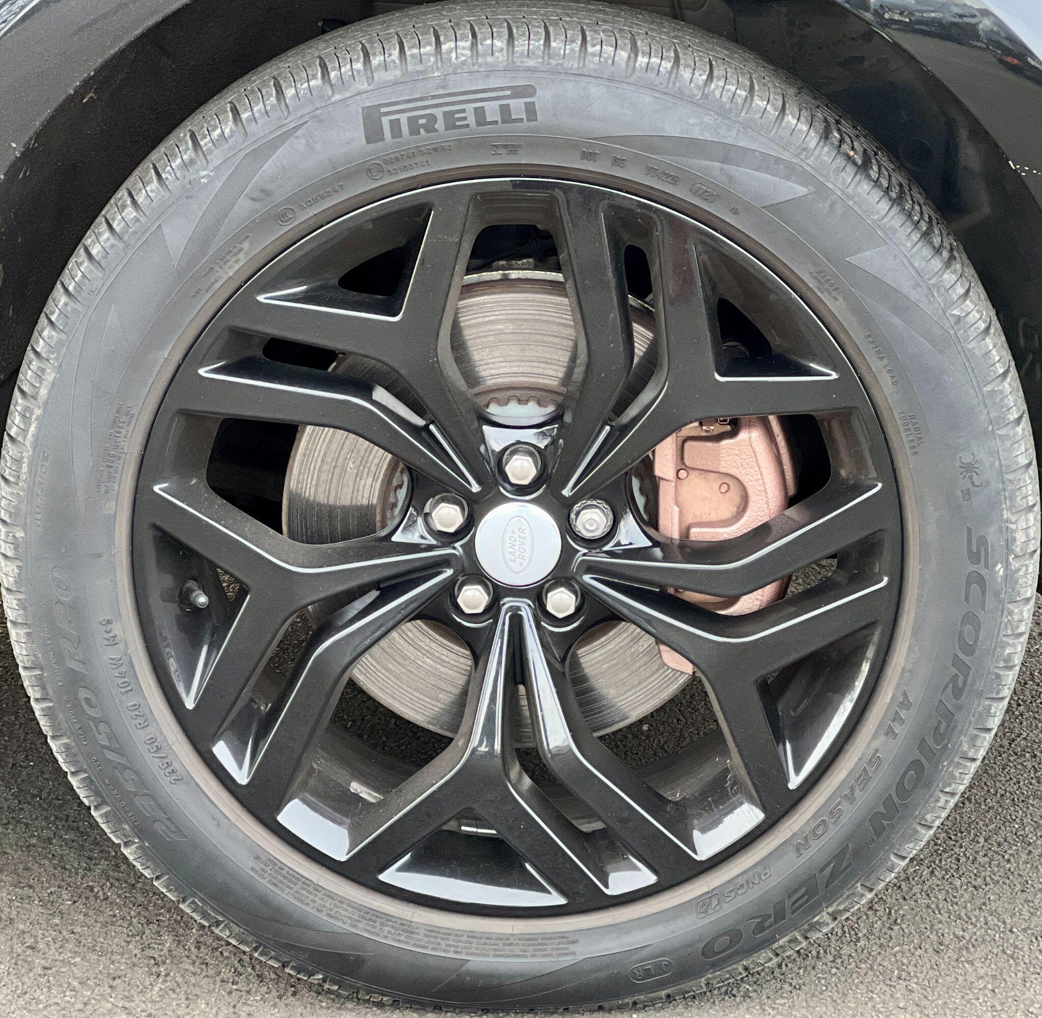 Land Rover Range Rover Evoque view 28