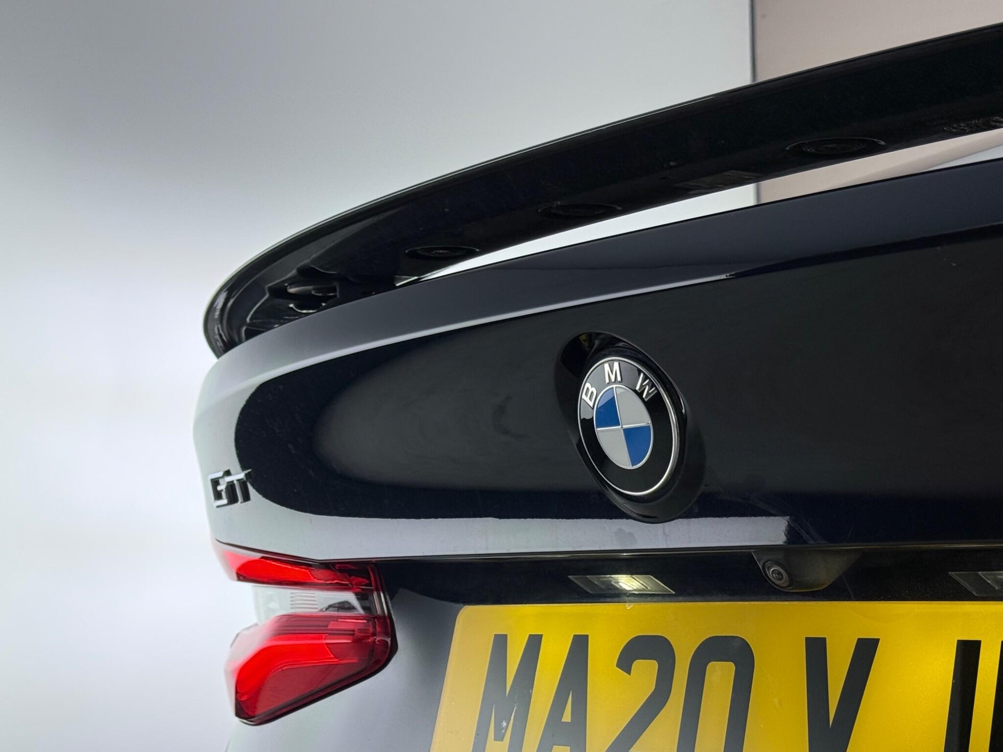 BMW 6 Series view 35