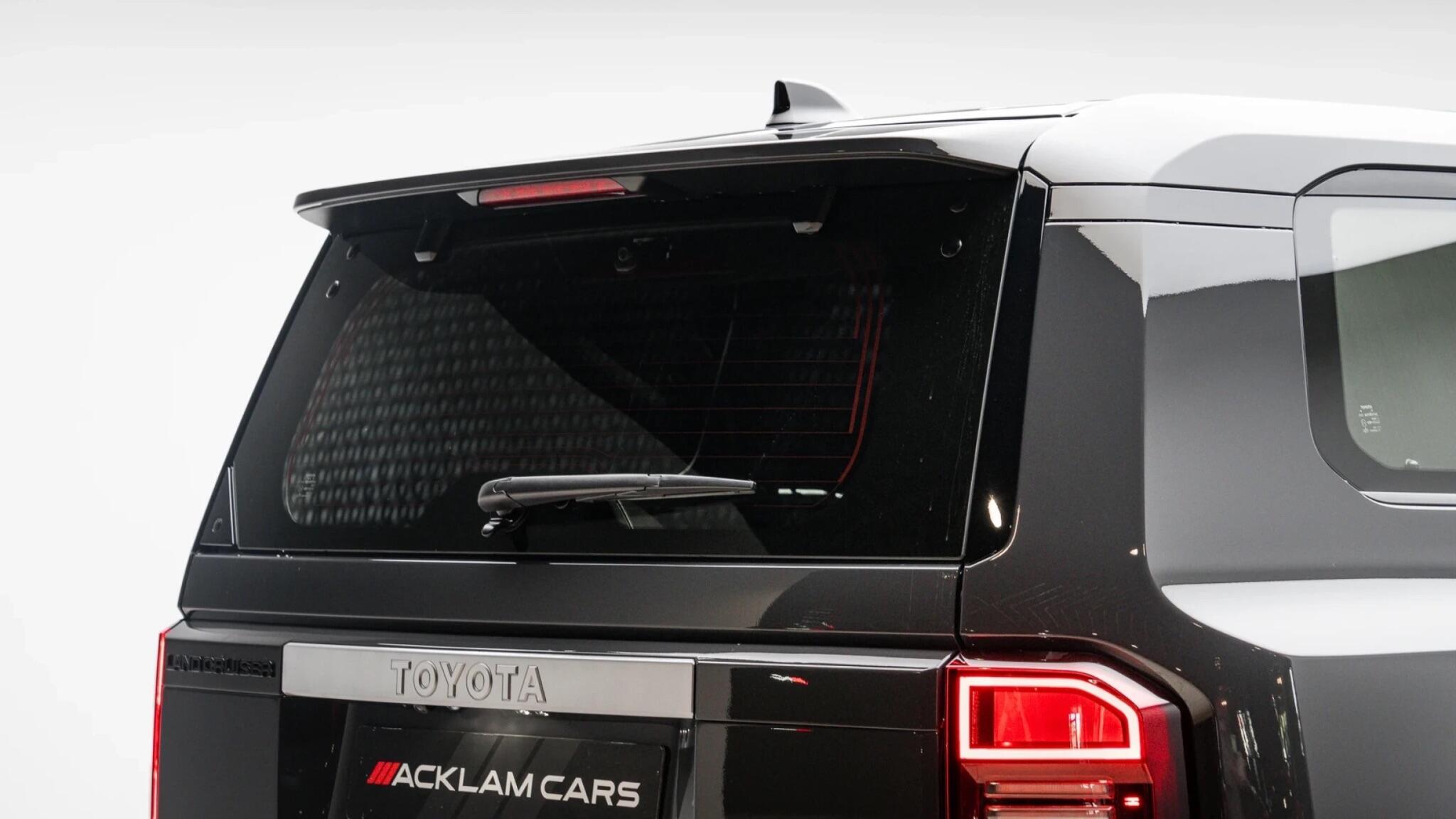 Toyota Land Cruiser view 38
