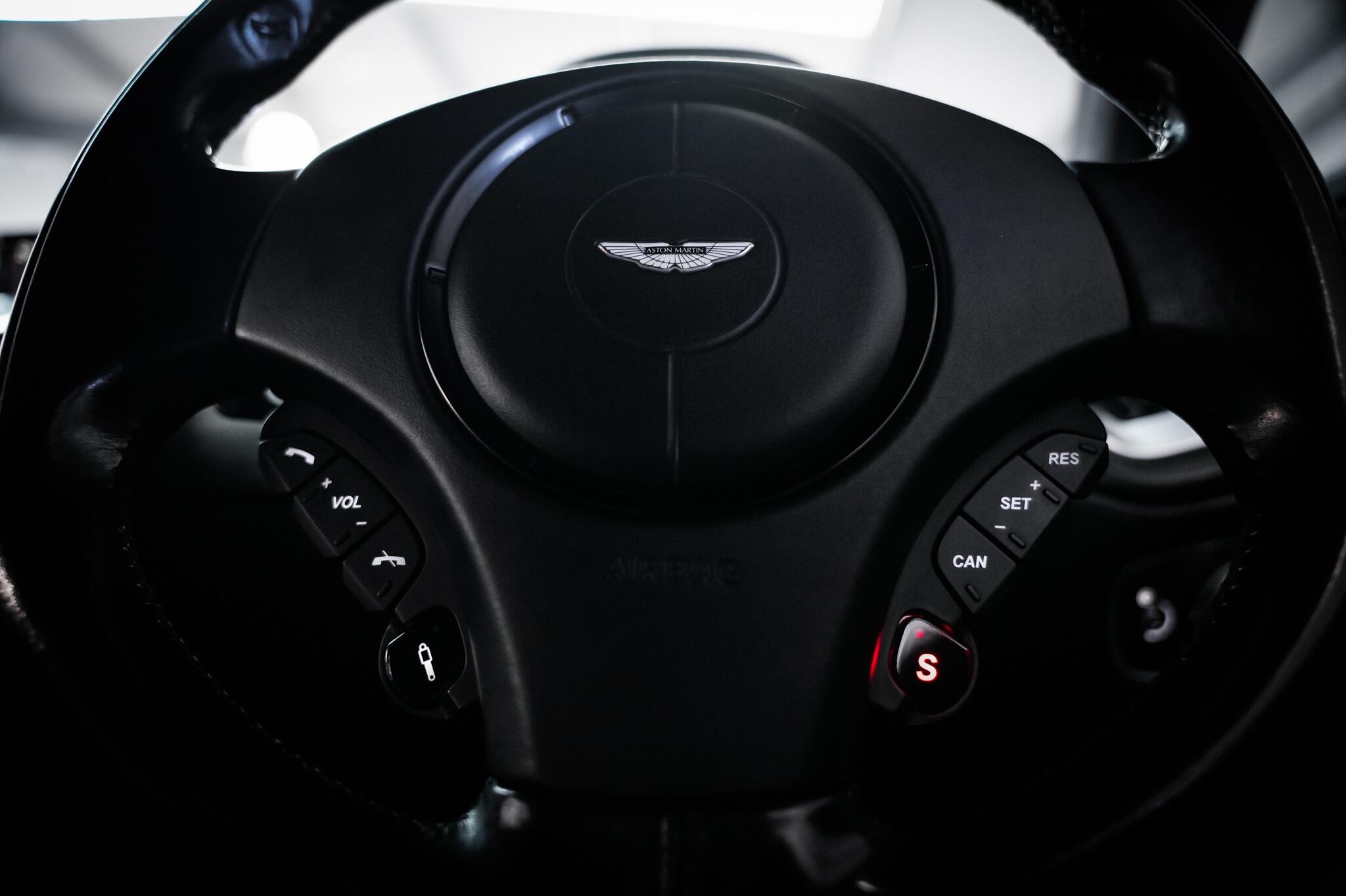 Aston Martin Vanquish view 48