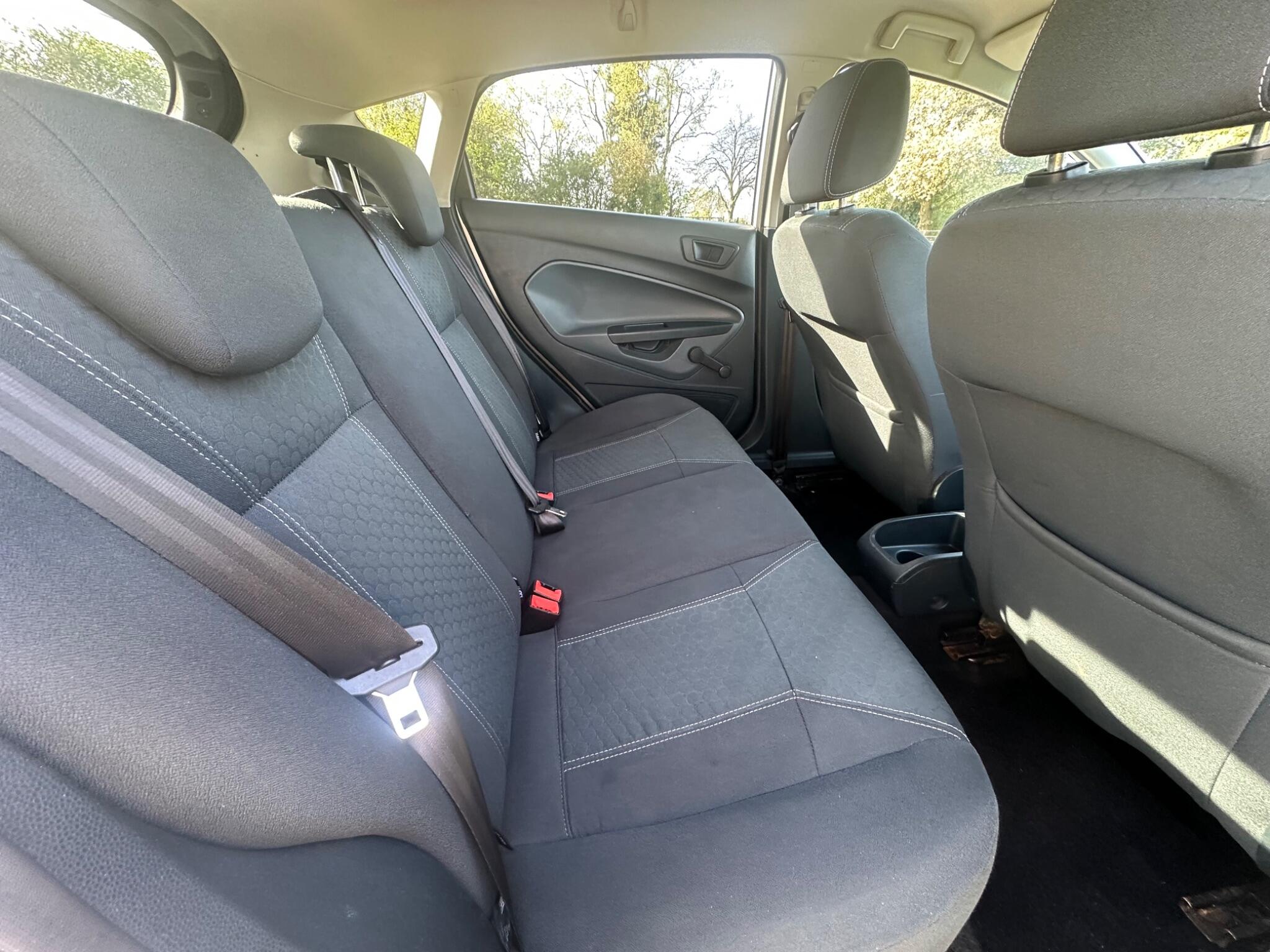 Ford Fiesta view 36