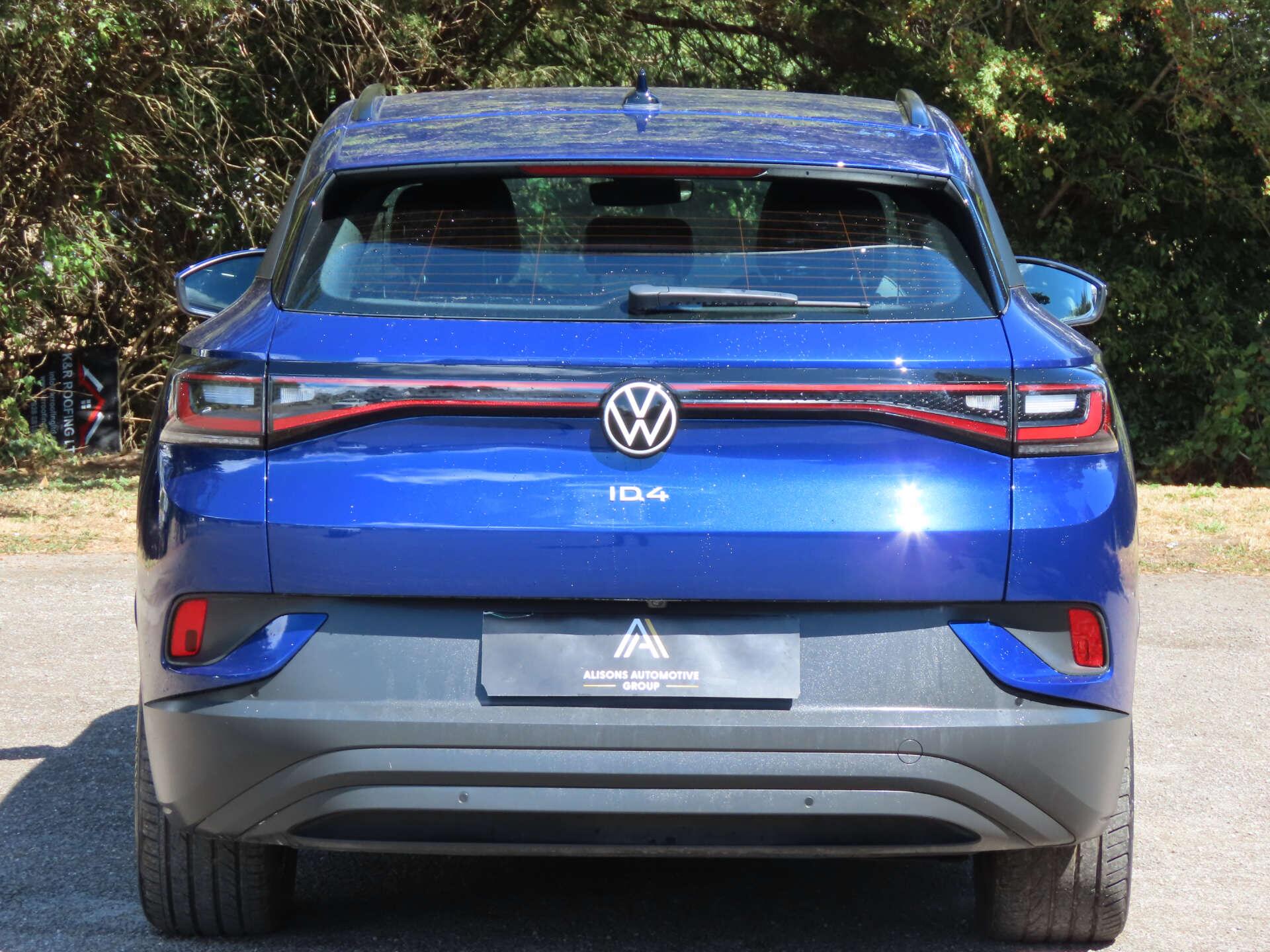 Volkswagen Id.4 view 5
