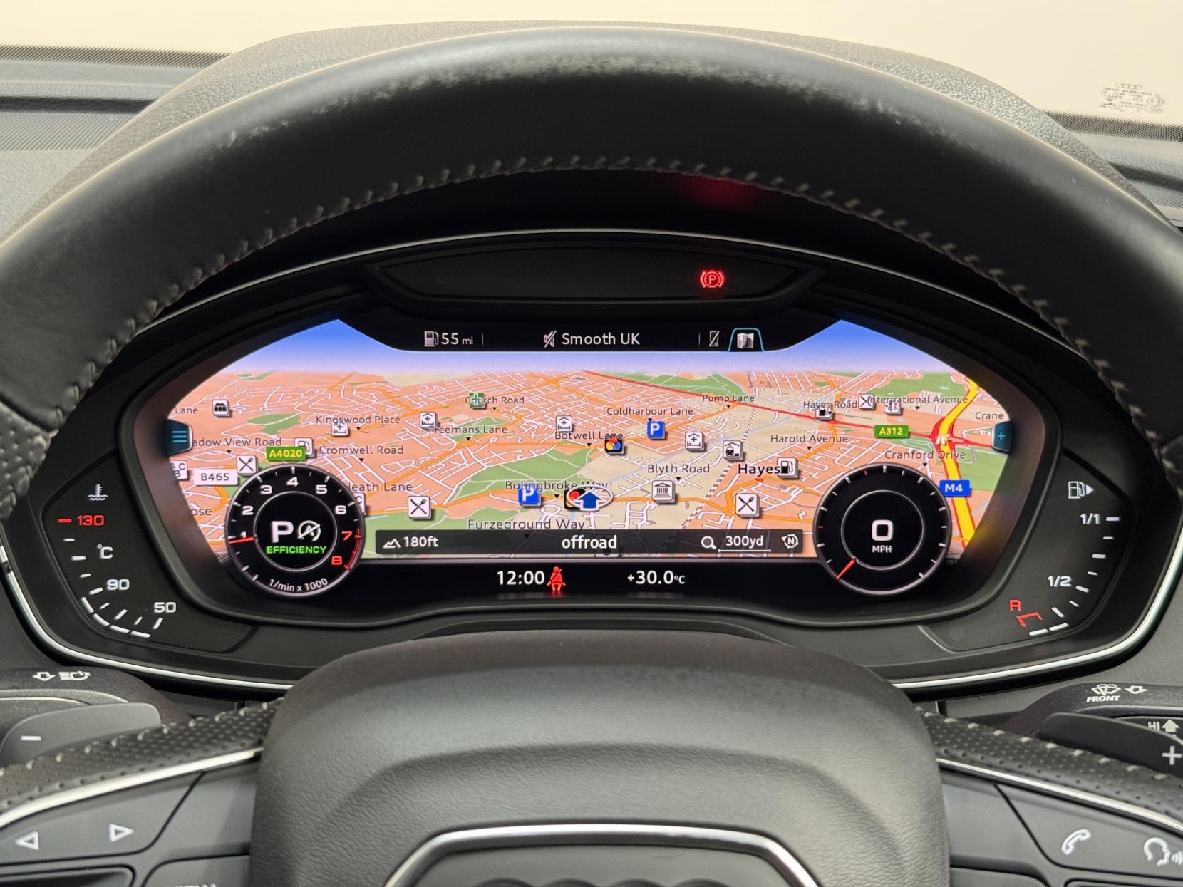 Audi Q5 view 38