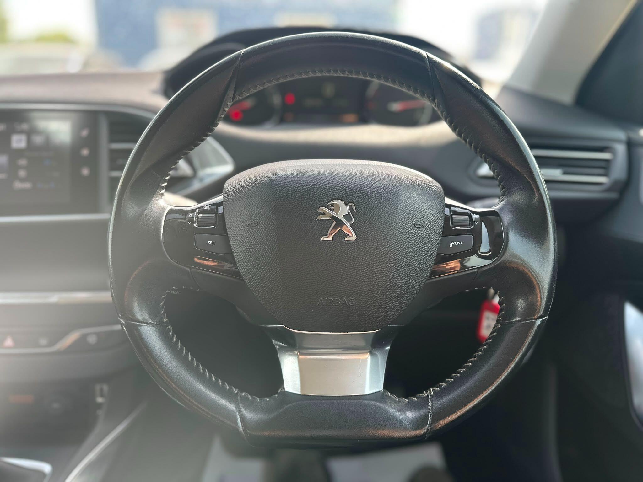 Peugeot 308 view 22