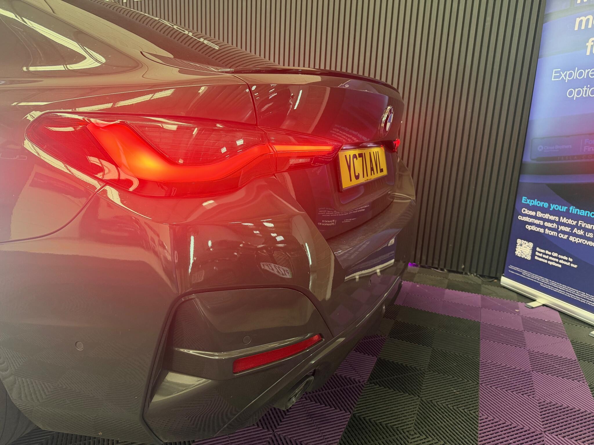 BMW 4 Series view 11