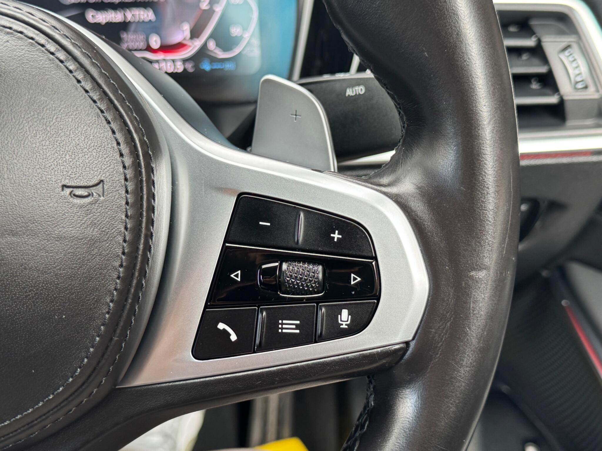 BMW 3 Series view 15