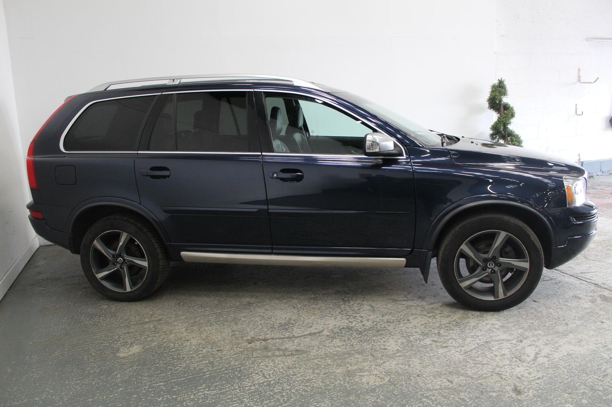 Volvo XC90 view 4