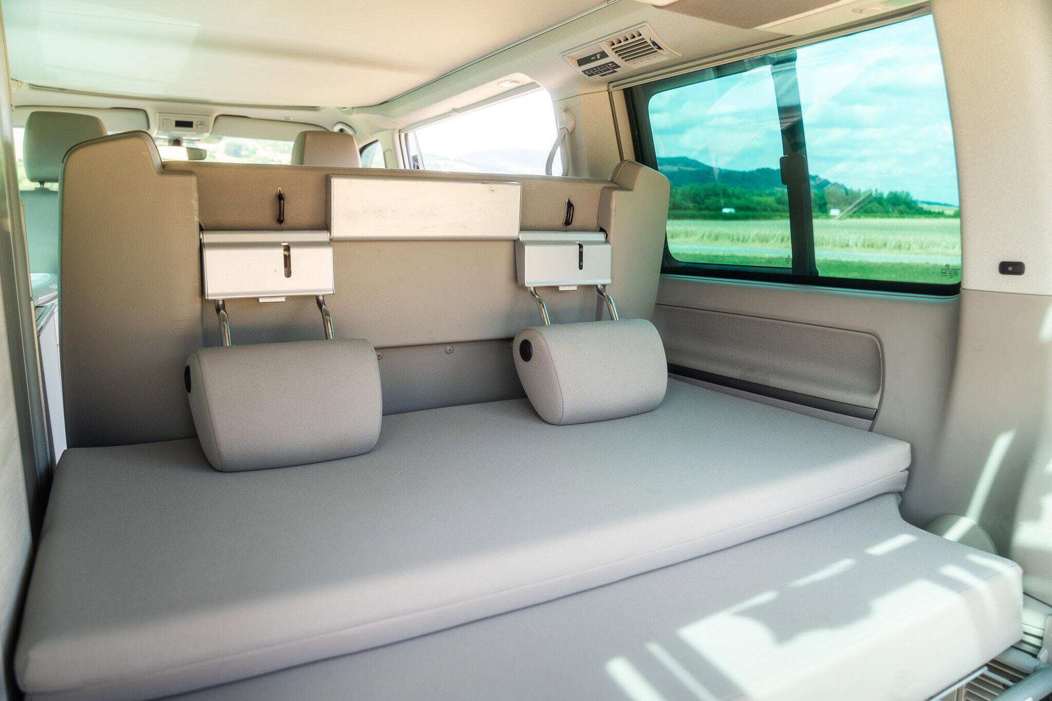 Volkswagen California view 45