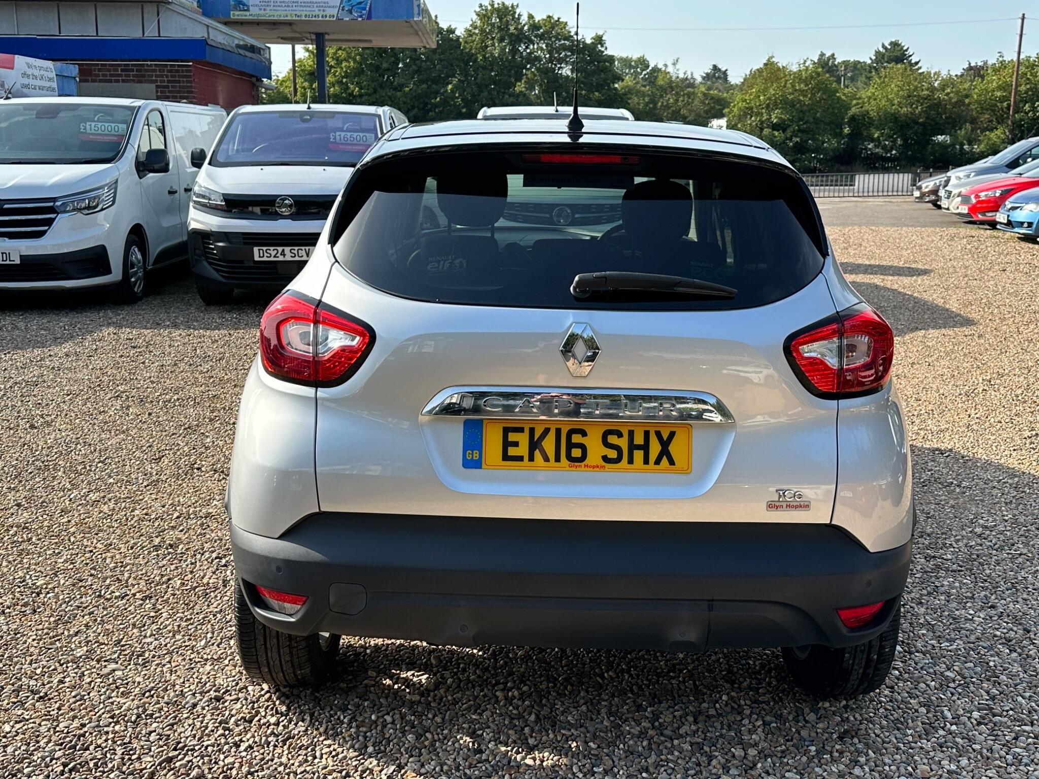 Renault Captur view 4