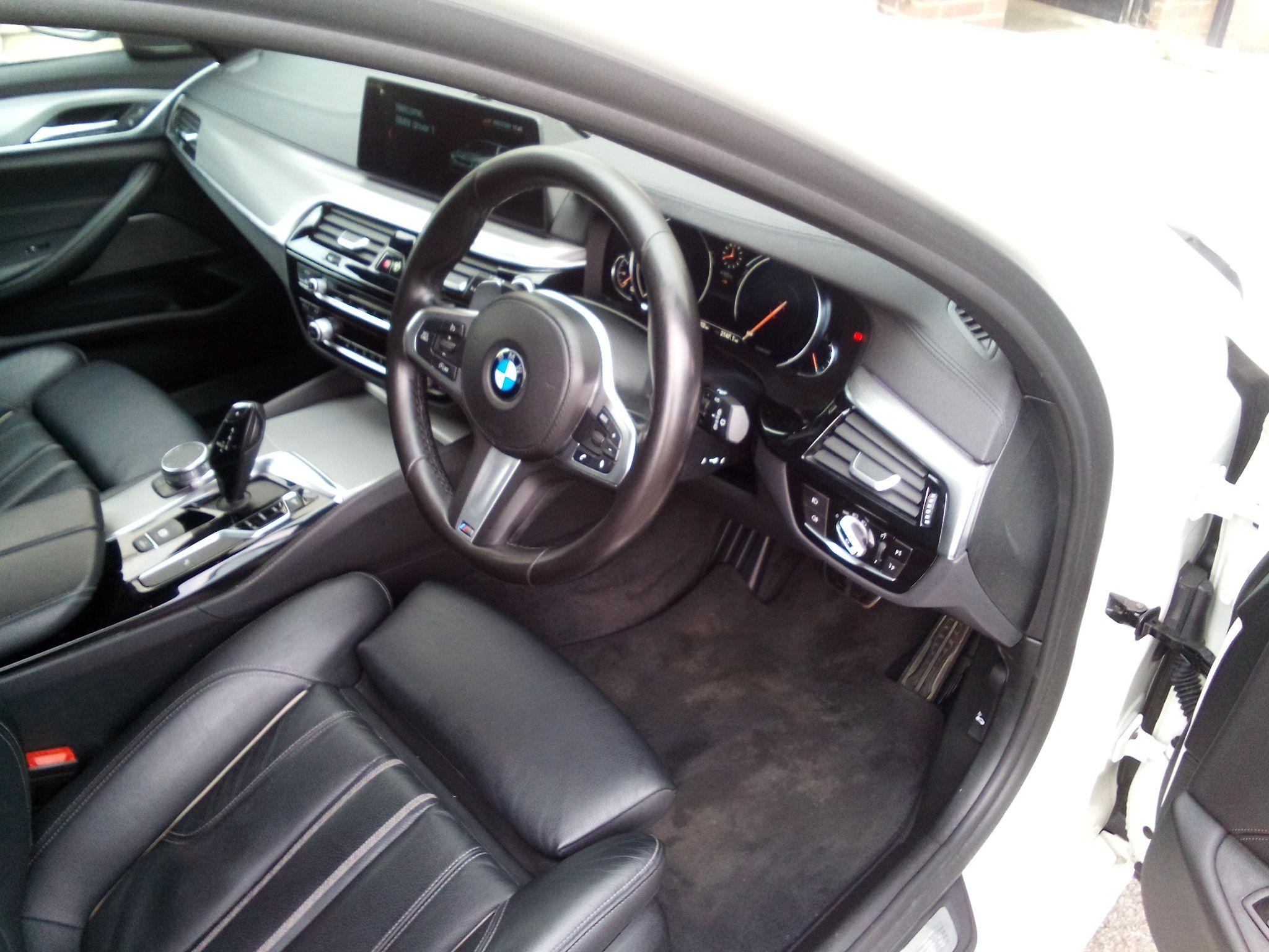 2018 BMW 5 Series 2.0 520d M Sport Touring Auto Euro 6 (s/s) 5dr • 66,553 miles image 18