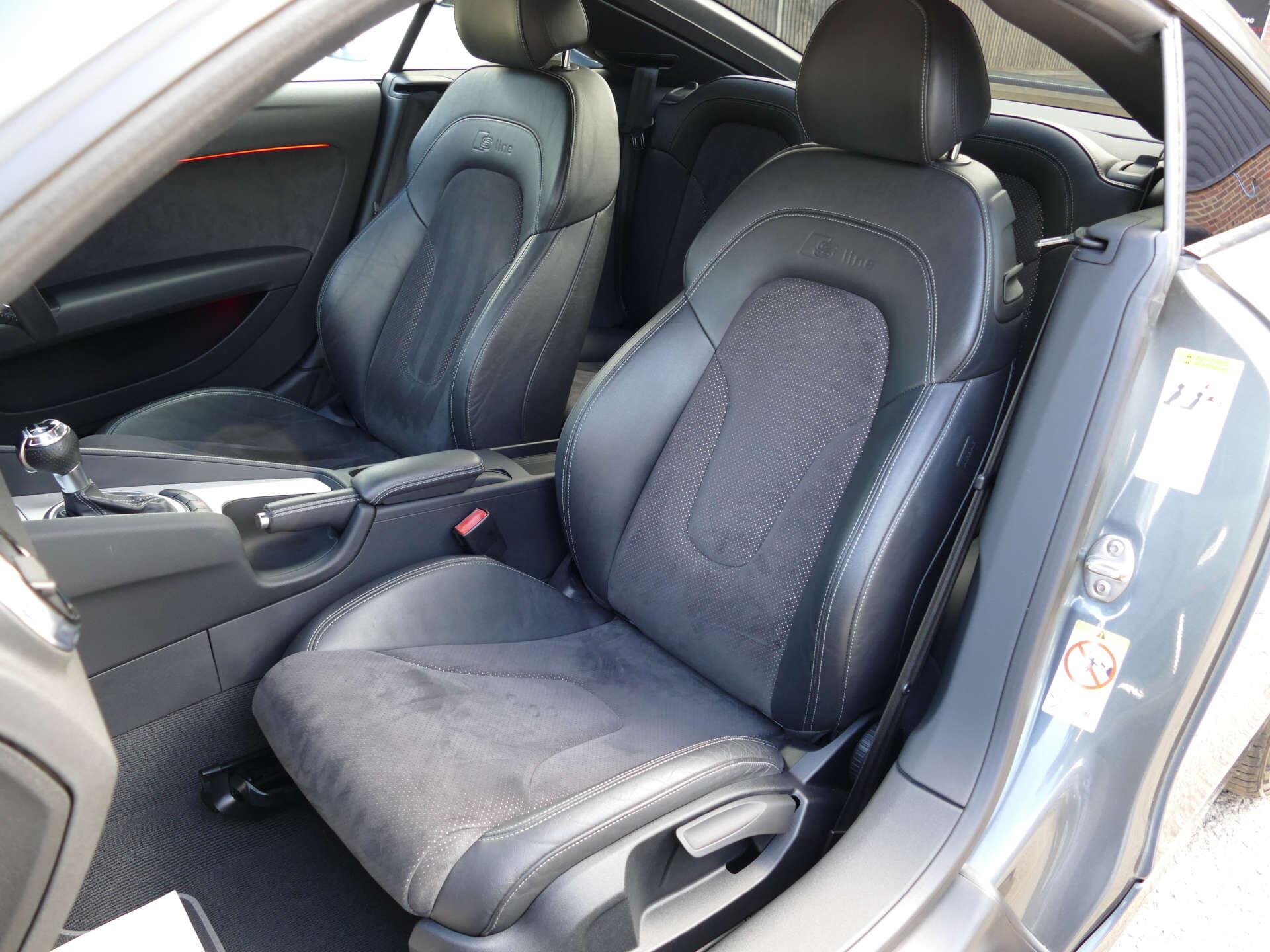 Audi TT view 31