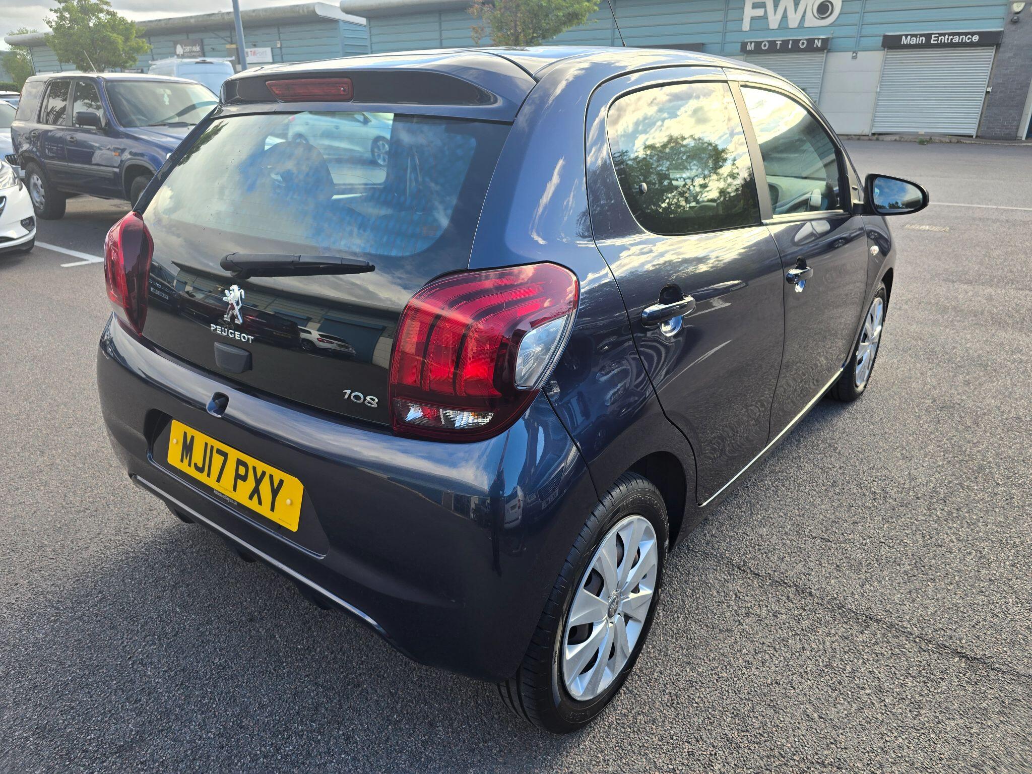Peugeot 108 view 9