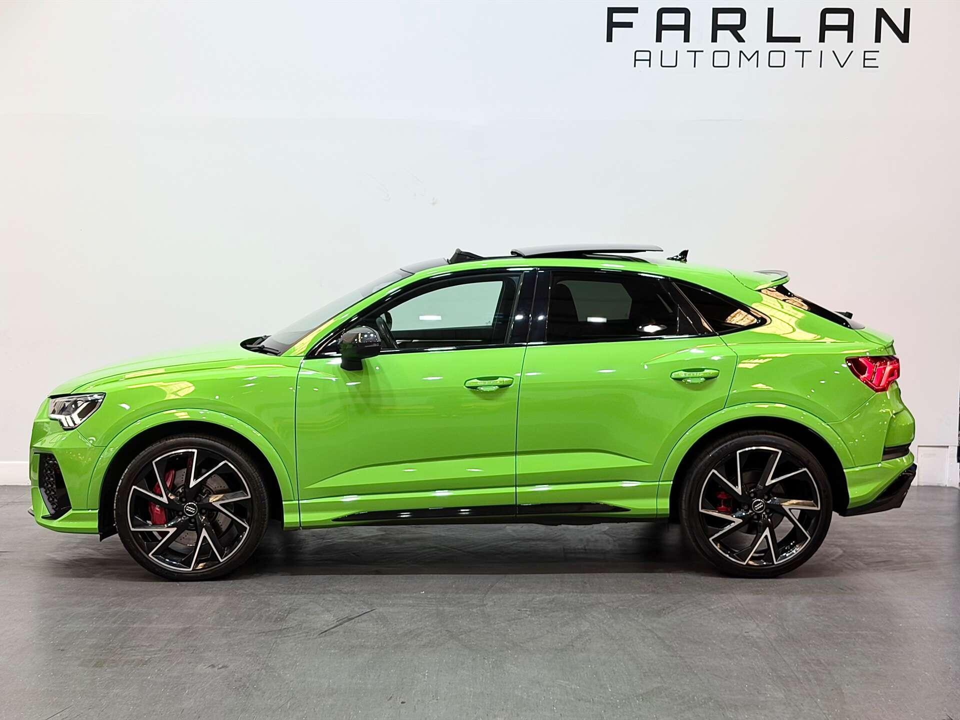 Audi RS Q3 view 15