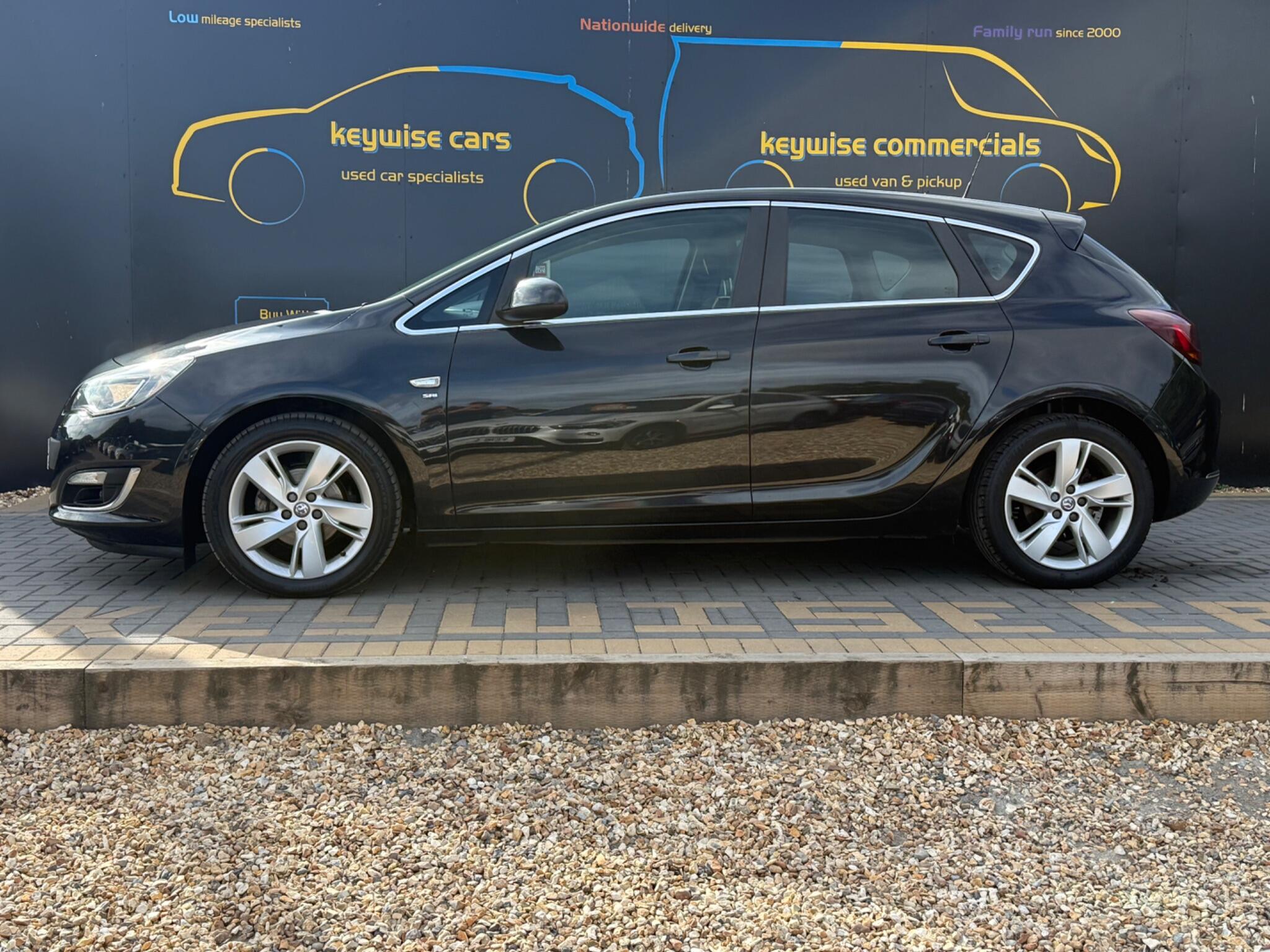 Vauxhall Astra view 2