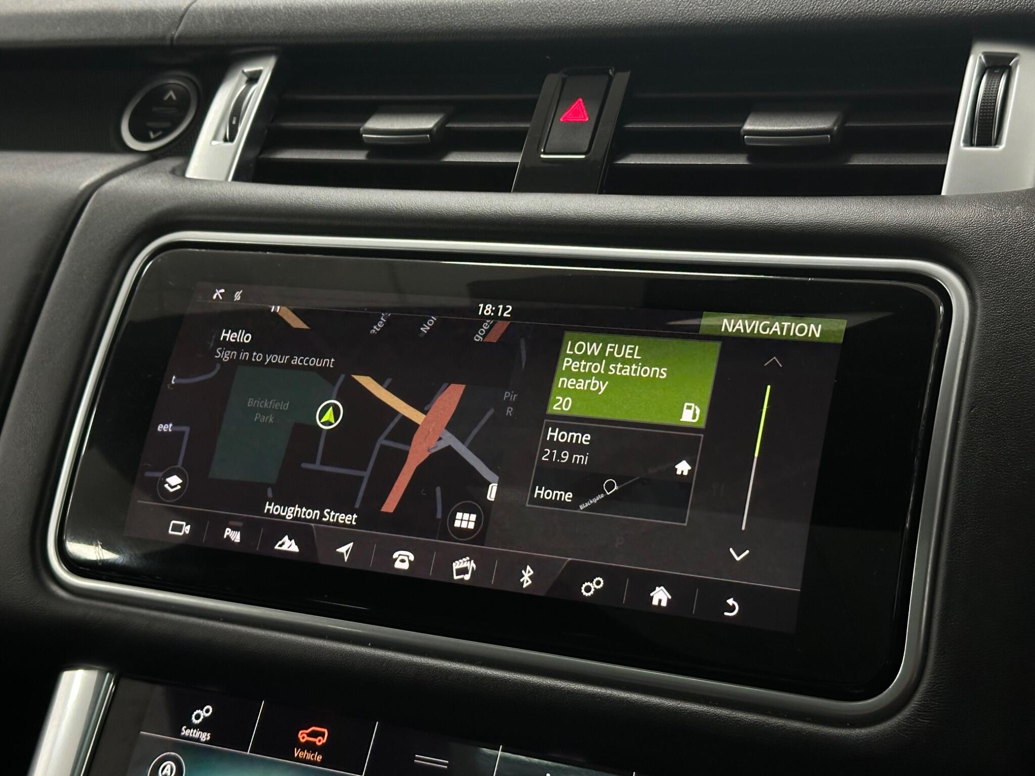 Land Rover Range Rover Sport view 32