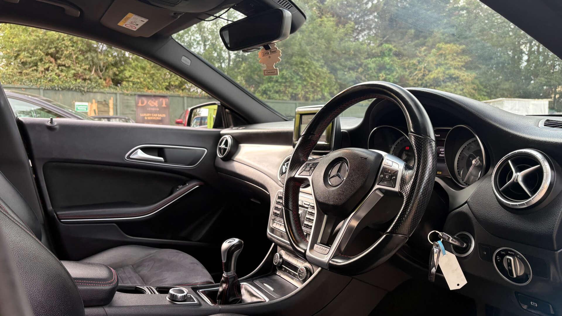Mercedes-Benz Cla view 7