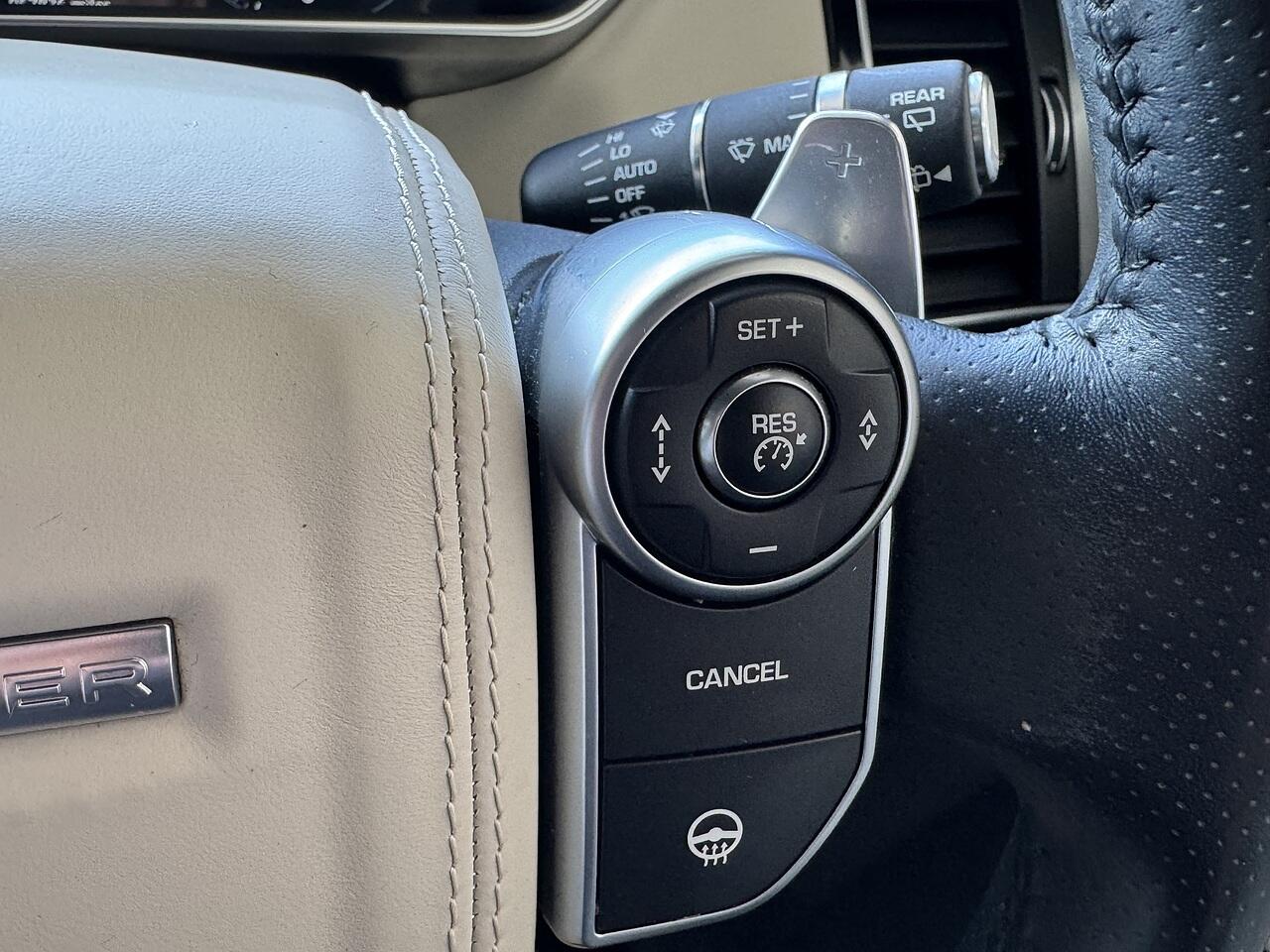 Land Rover Range Rover Sport view 23