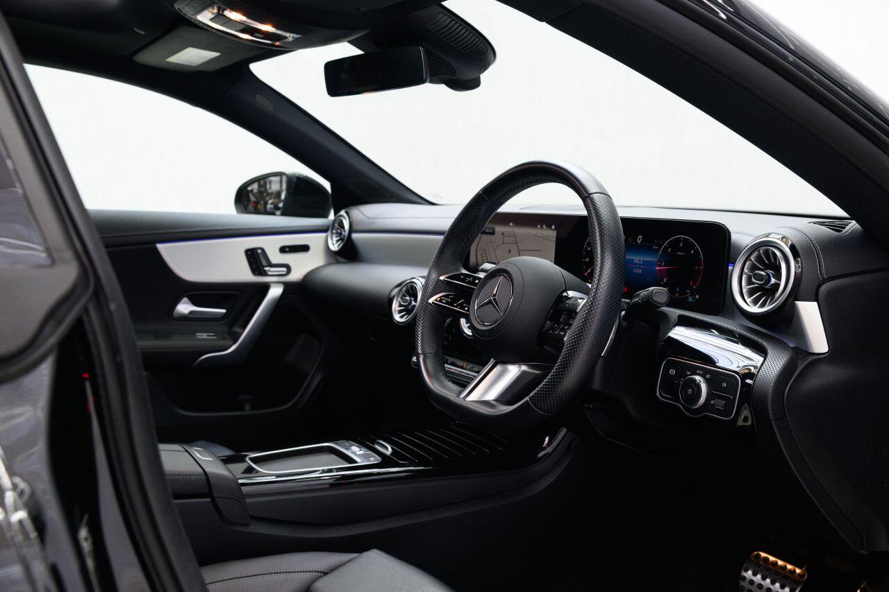 Mercedes-Benz CLA view 13