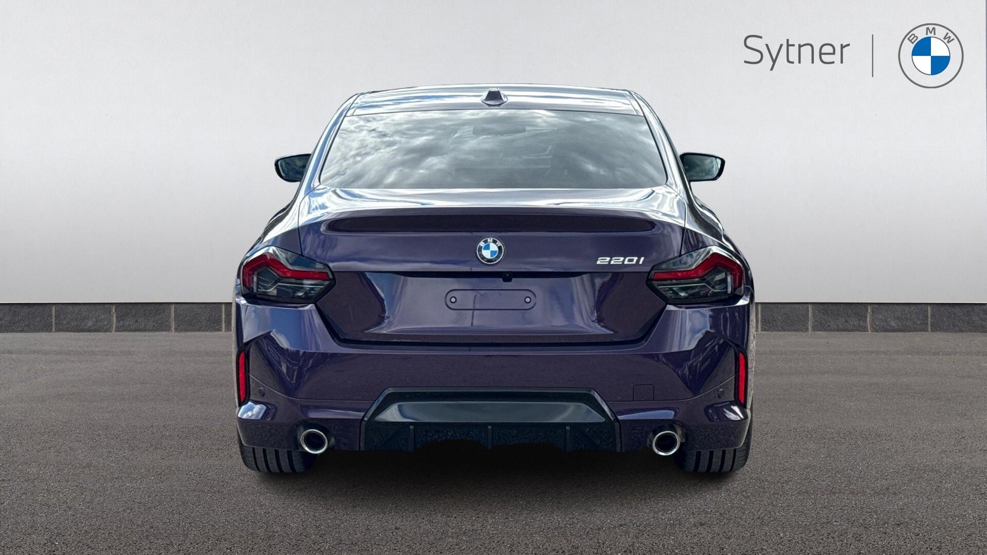 BMW 2 Series view 15