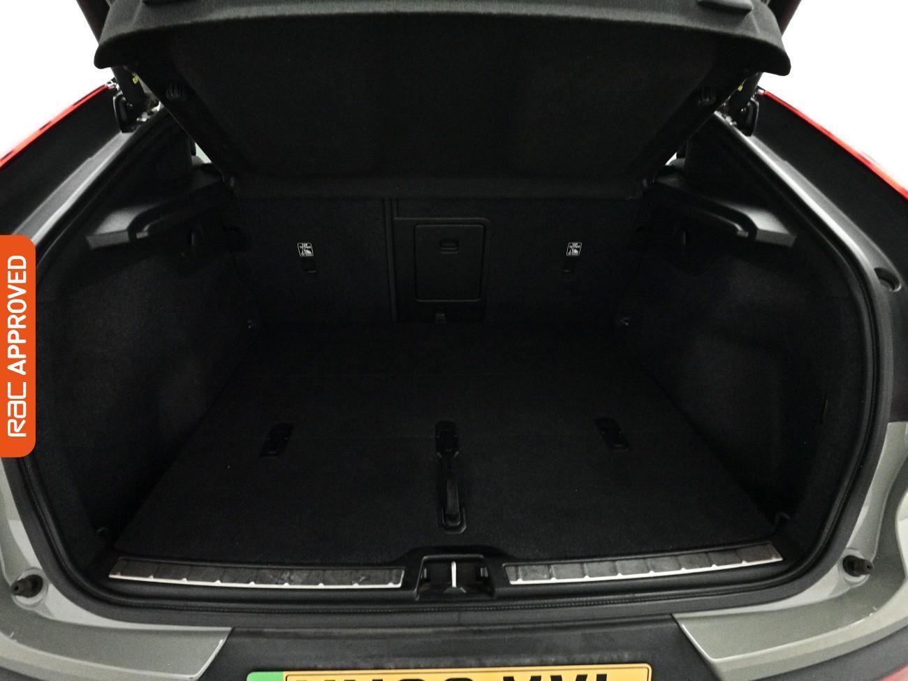 Volvo C40 view 26