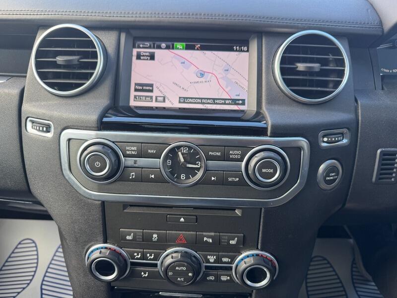 Land Rover Discovery view 38