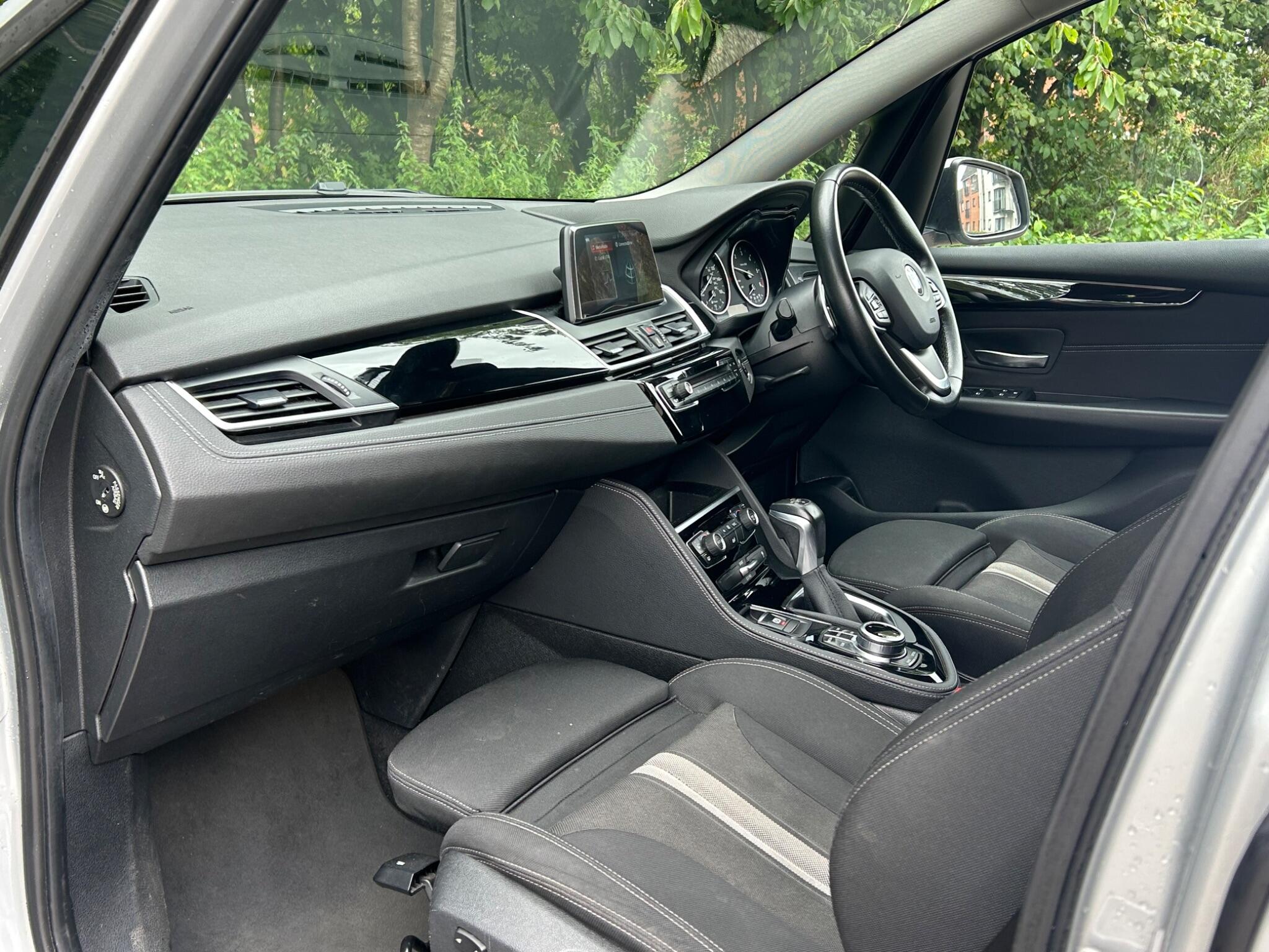 BMW 2 Series view 58