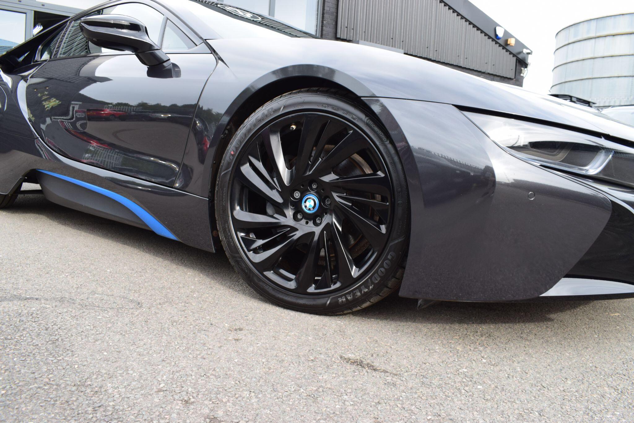 BMW I8 view 35