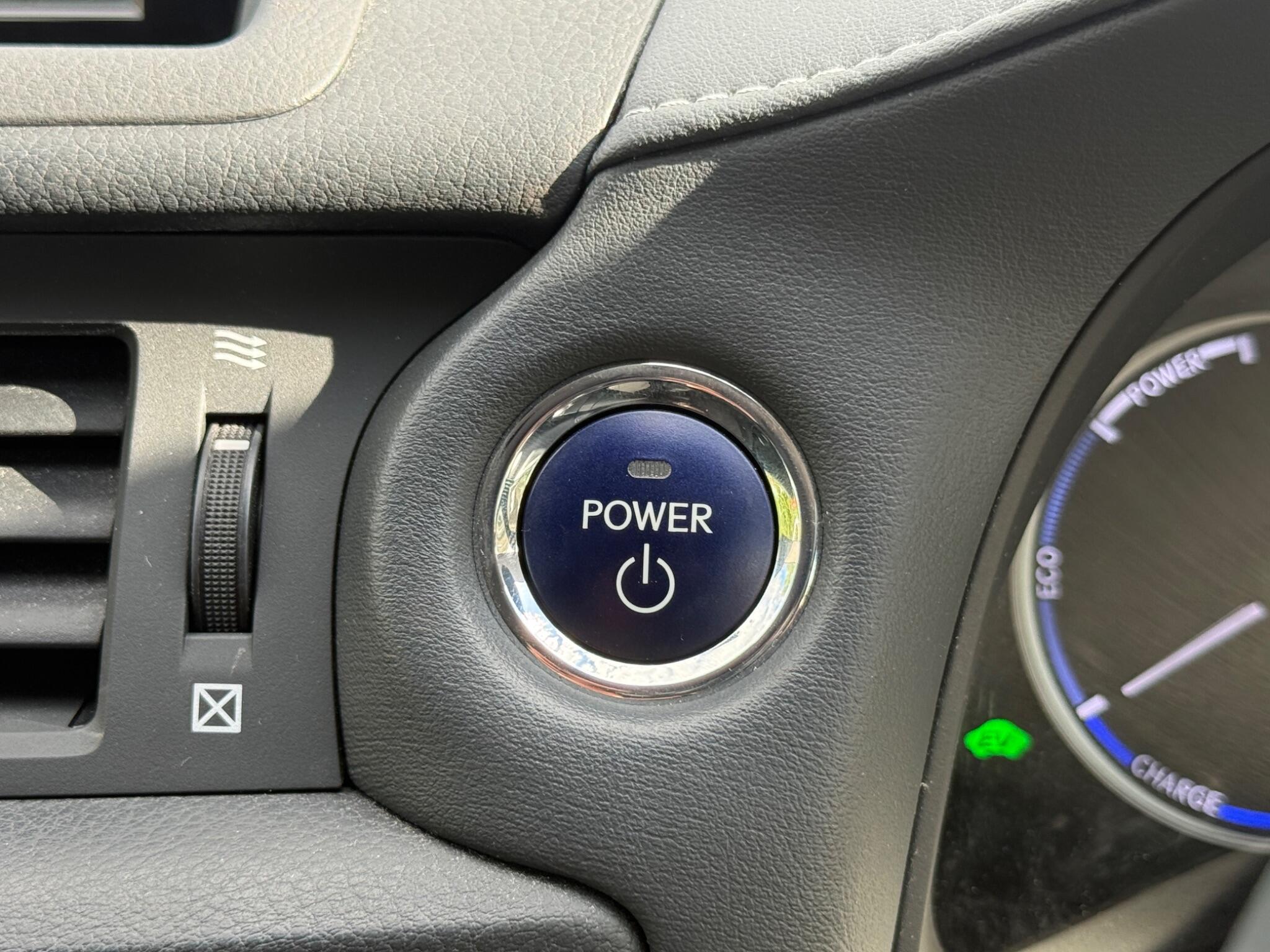 Lexus CT - Image 68