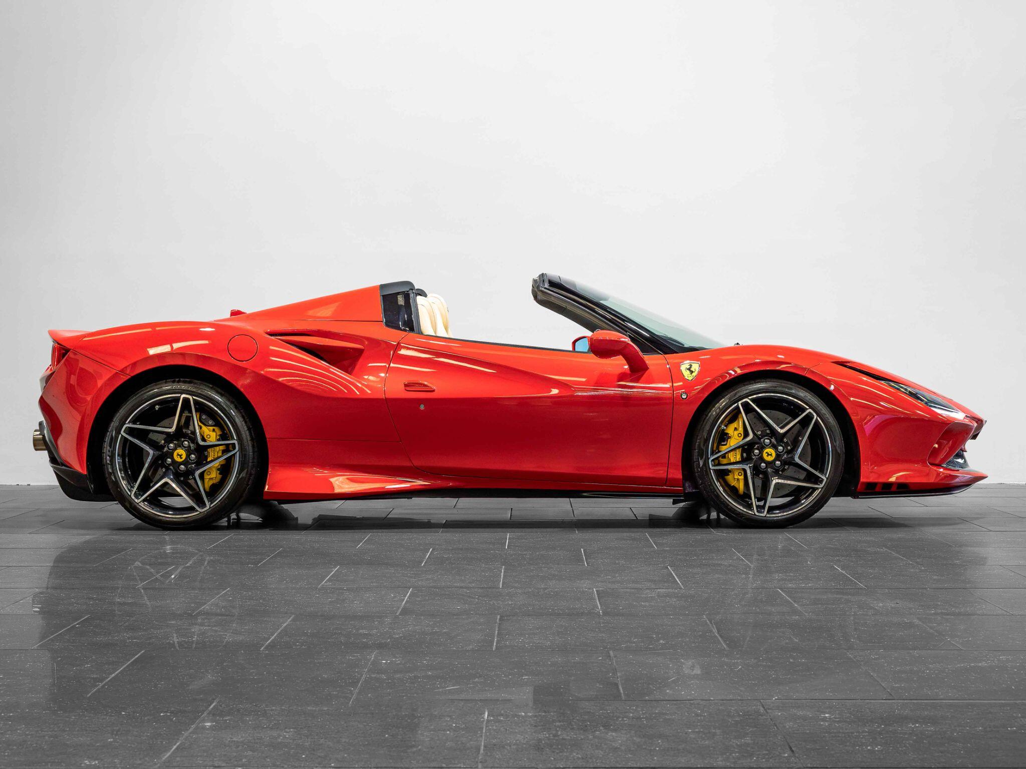 Ferrari F8 Spider view 7