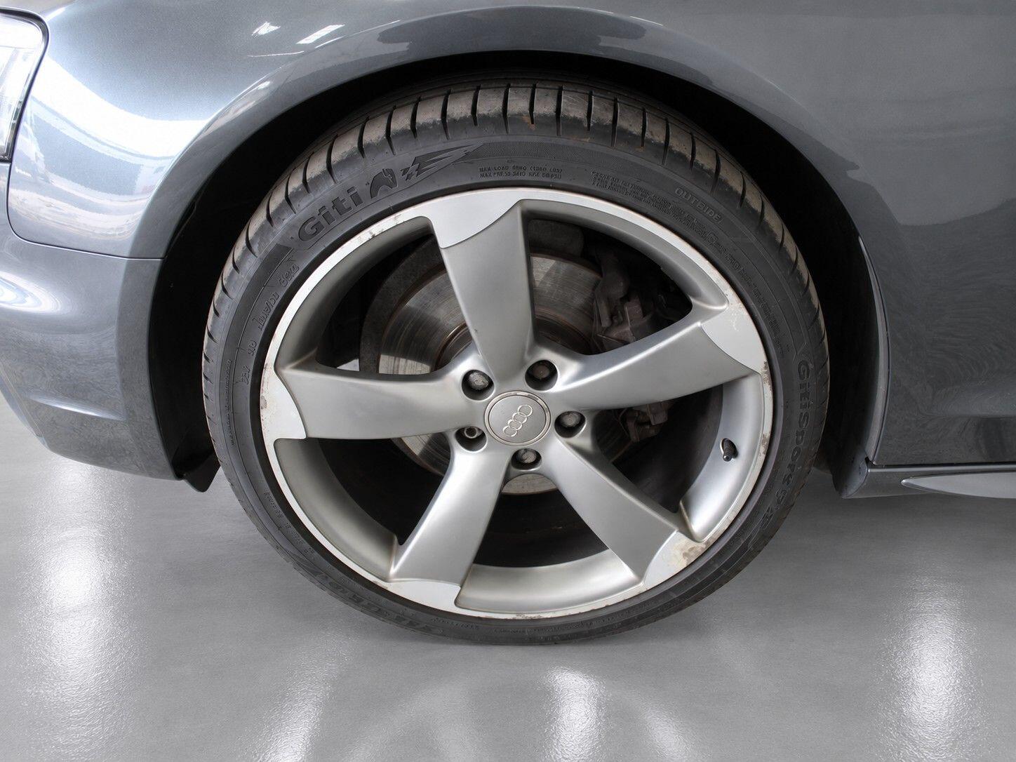 Audi A4 view 57