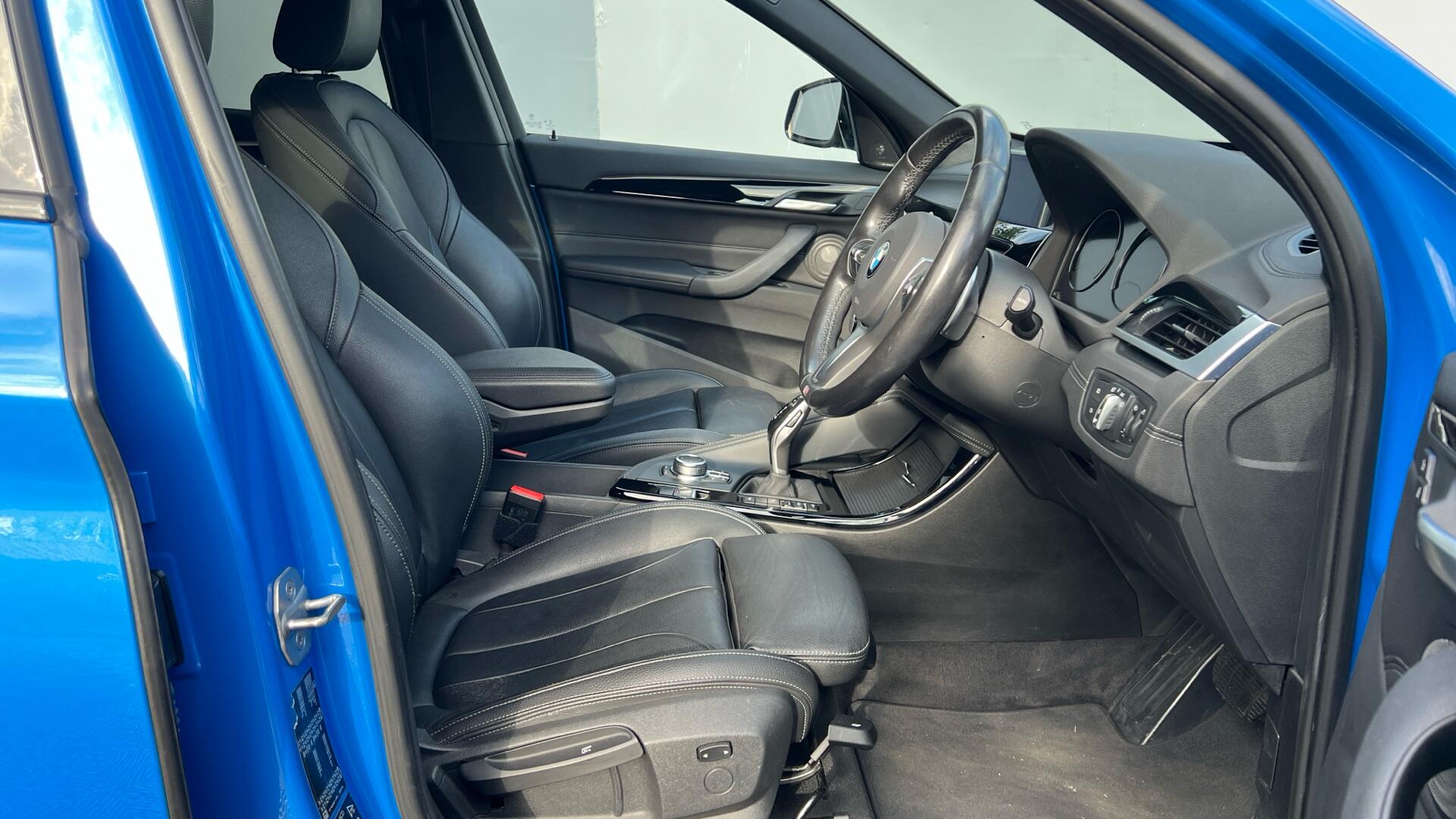 BMW X1 view 11