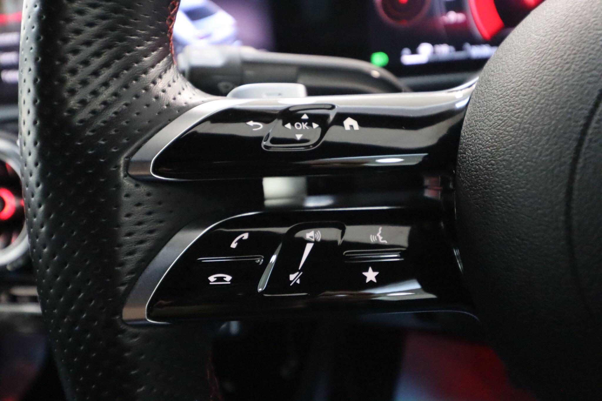 Mercedes-Benz Cla view 43