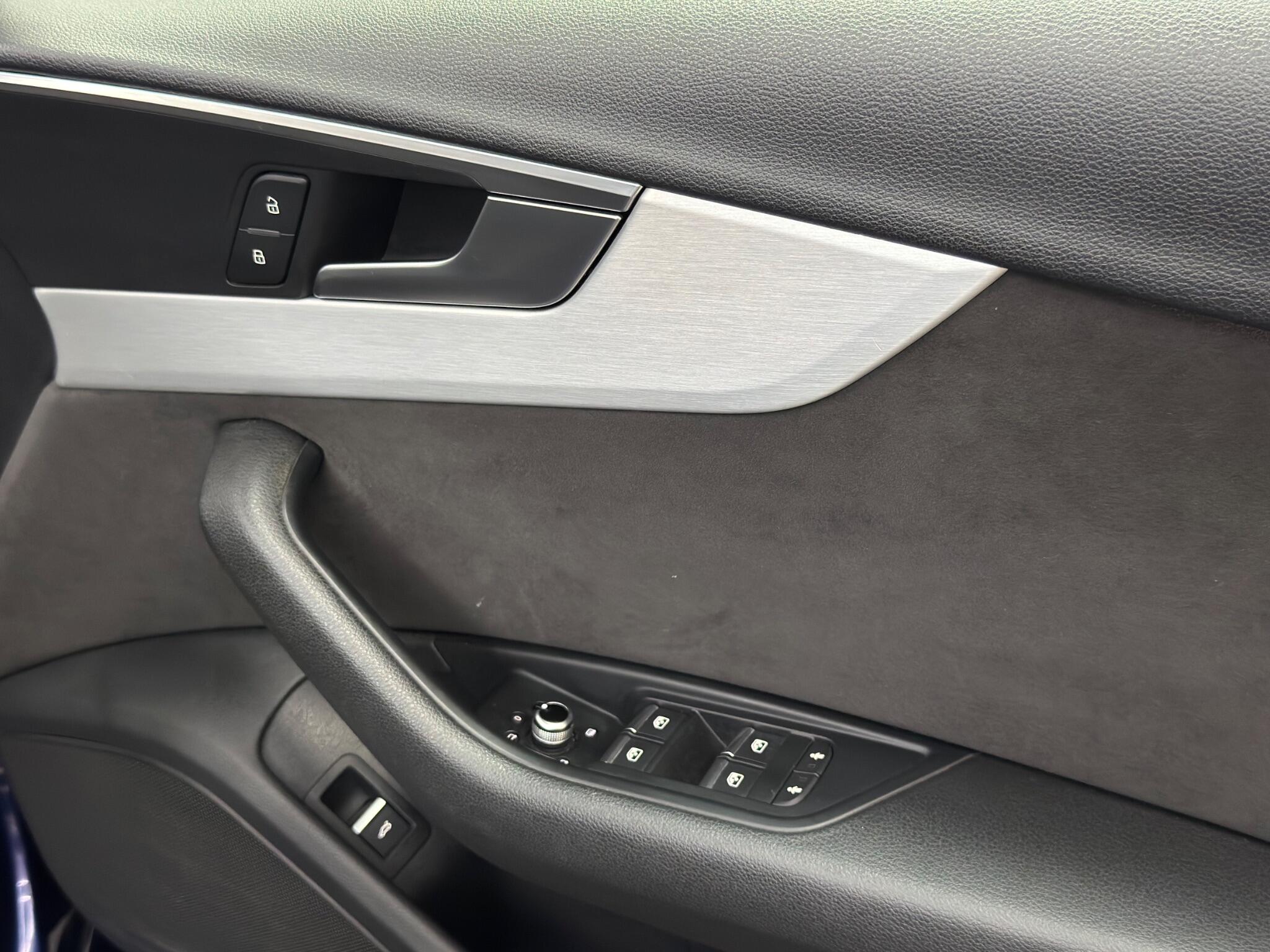 Audi A4 view 44