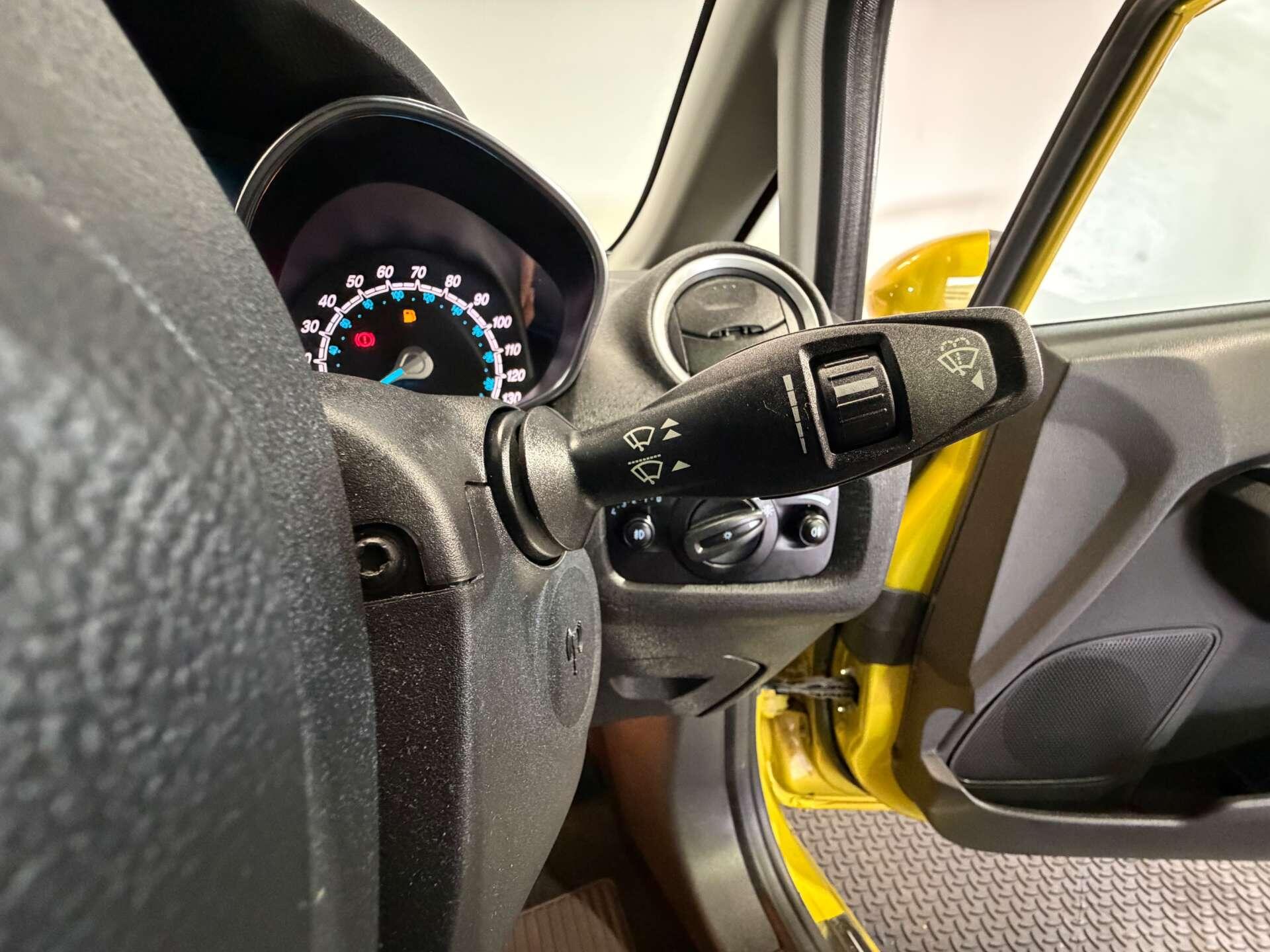 Ford Fiesta view 31