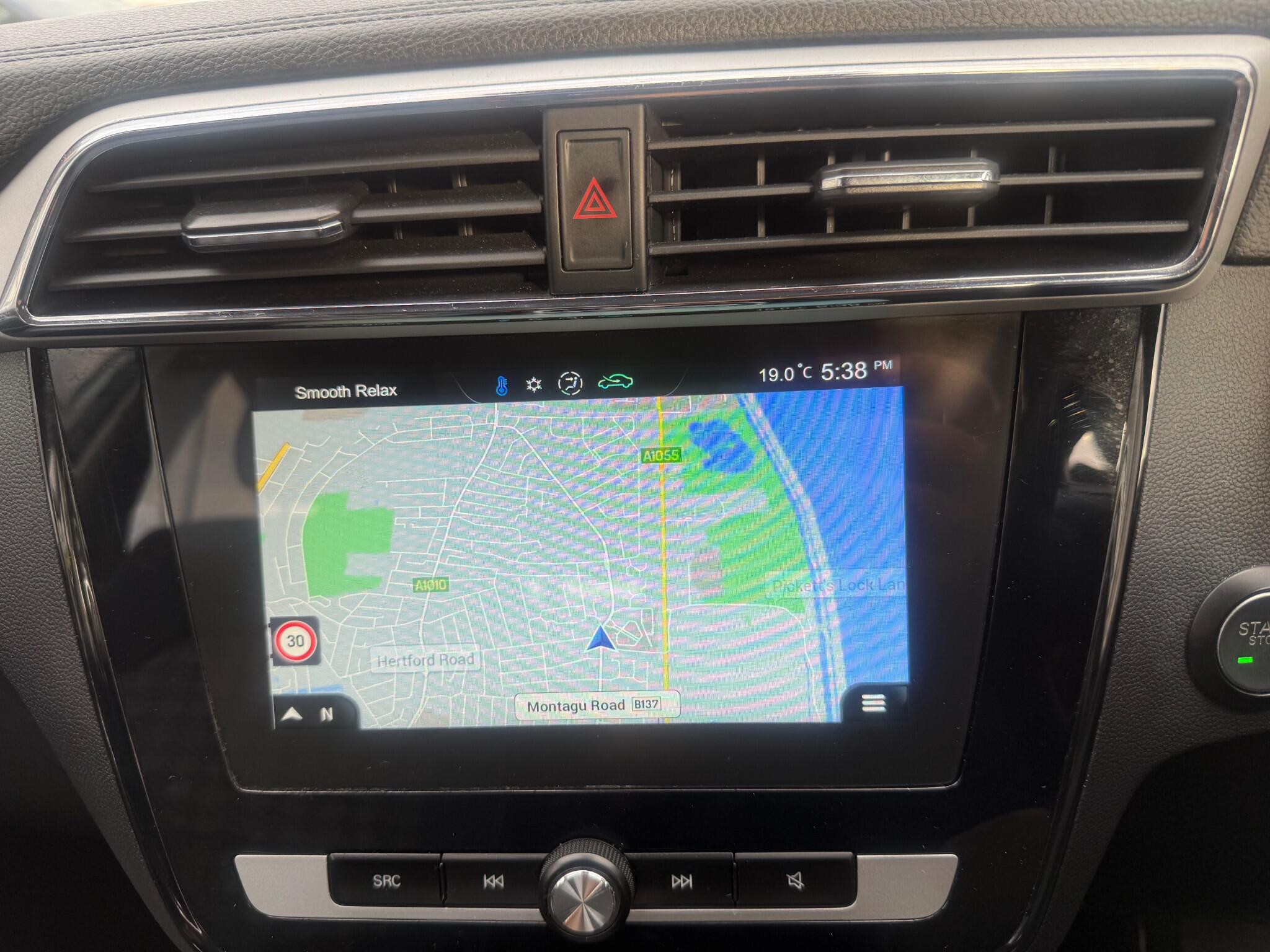 MG ZS view 15