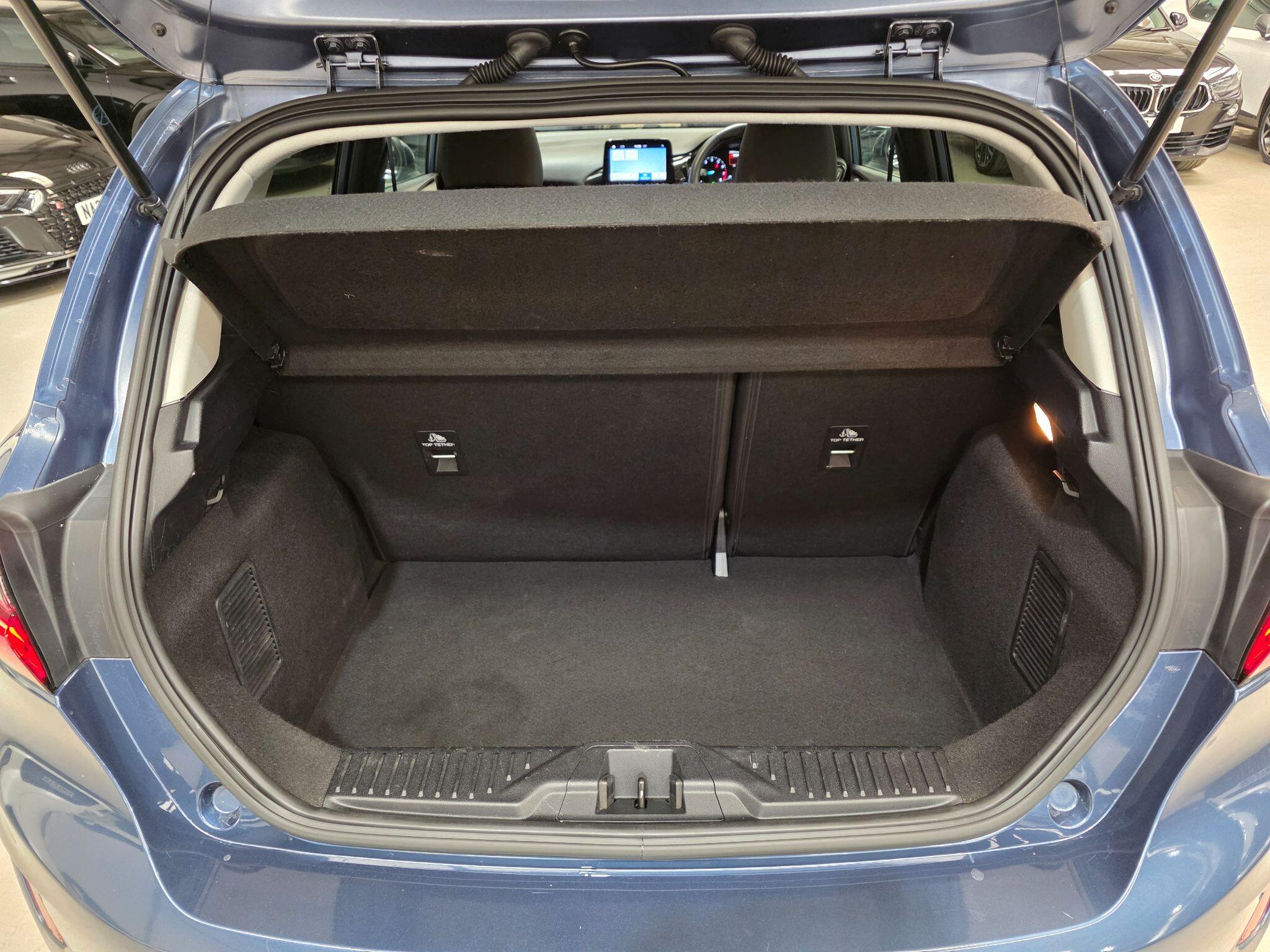 Ford Fiesta view 27