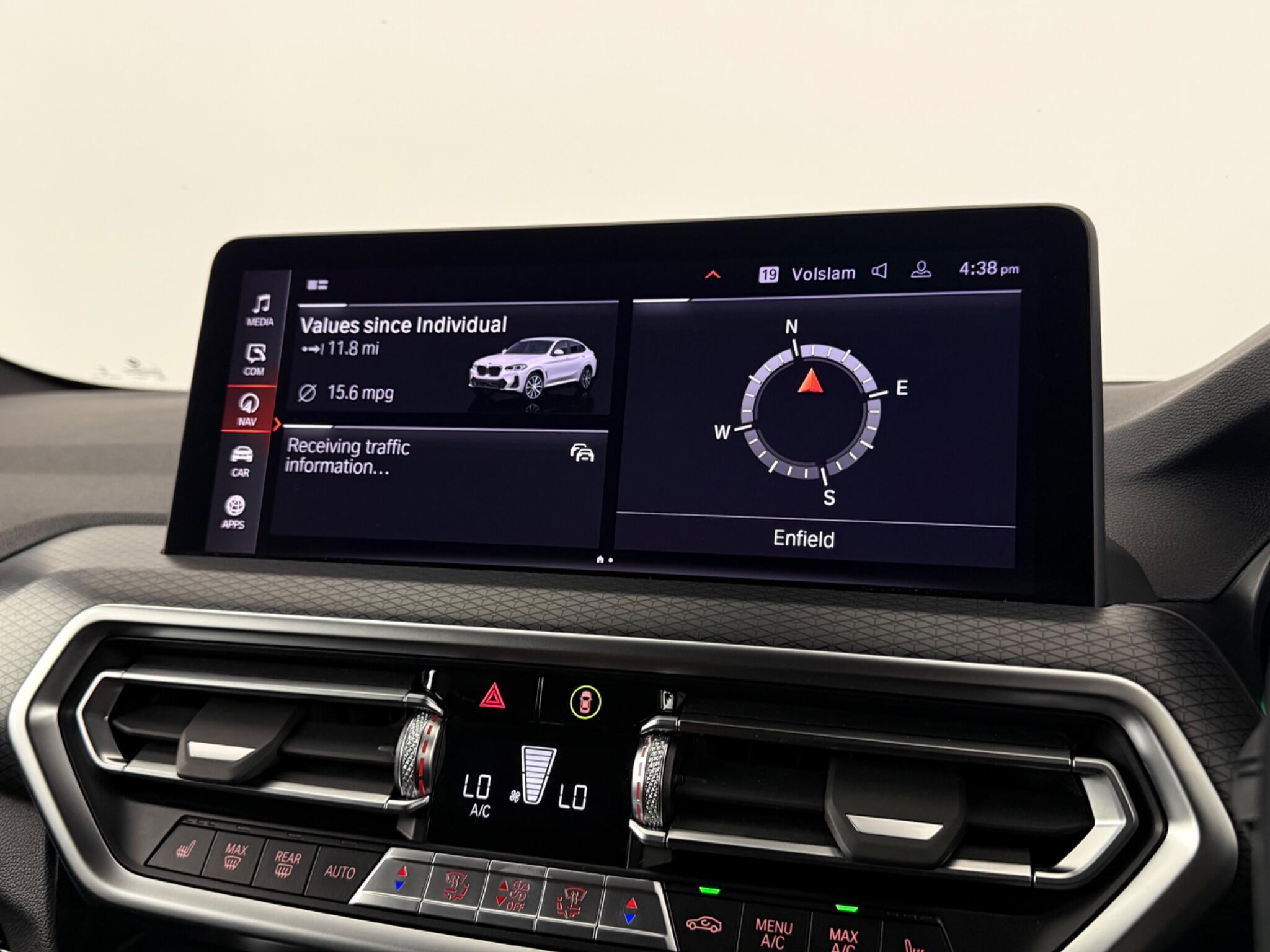 BMW X4 view 29