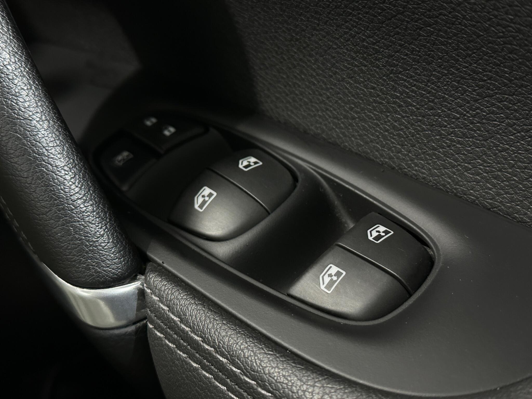 Nissan Qashqai view 19