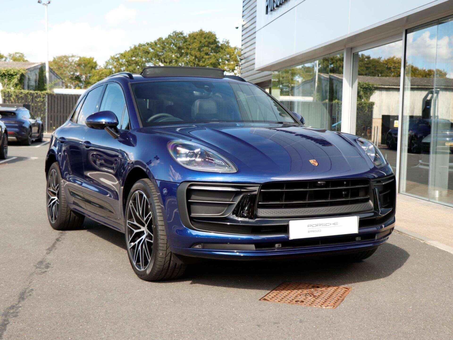Porsche Macan view 39