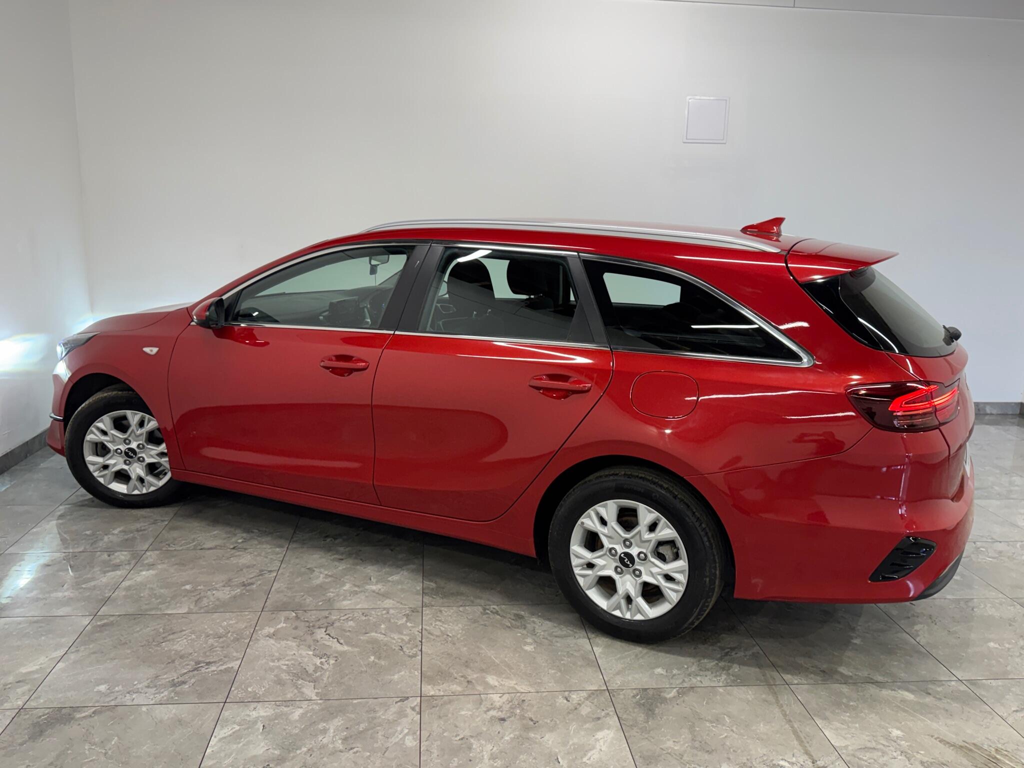 Kia Ceed view 6