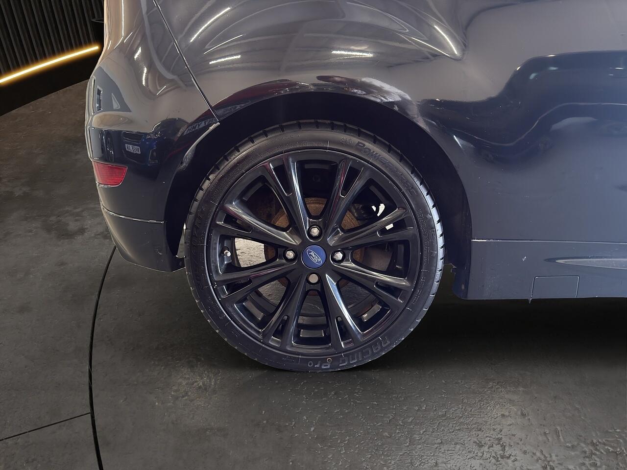 Ford Fiesta view 23