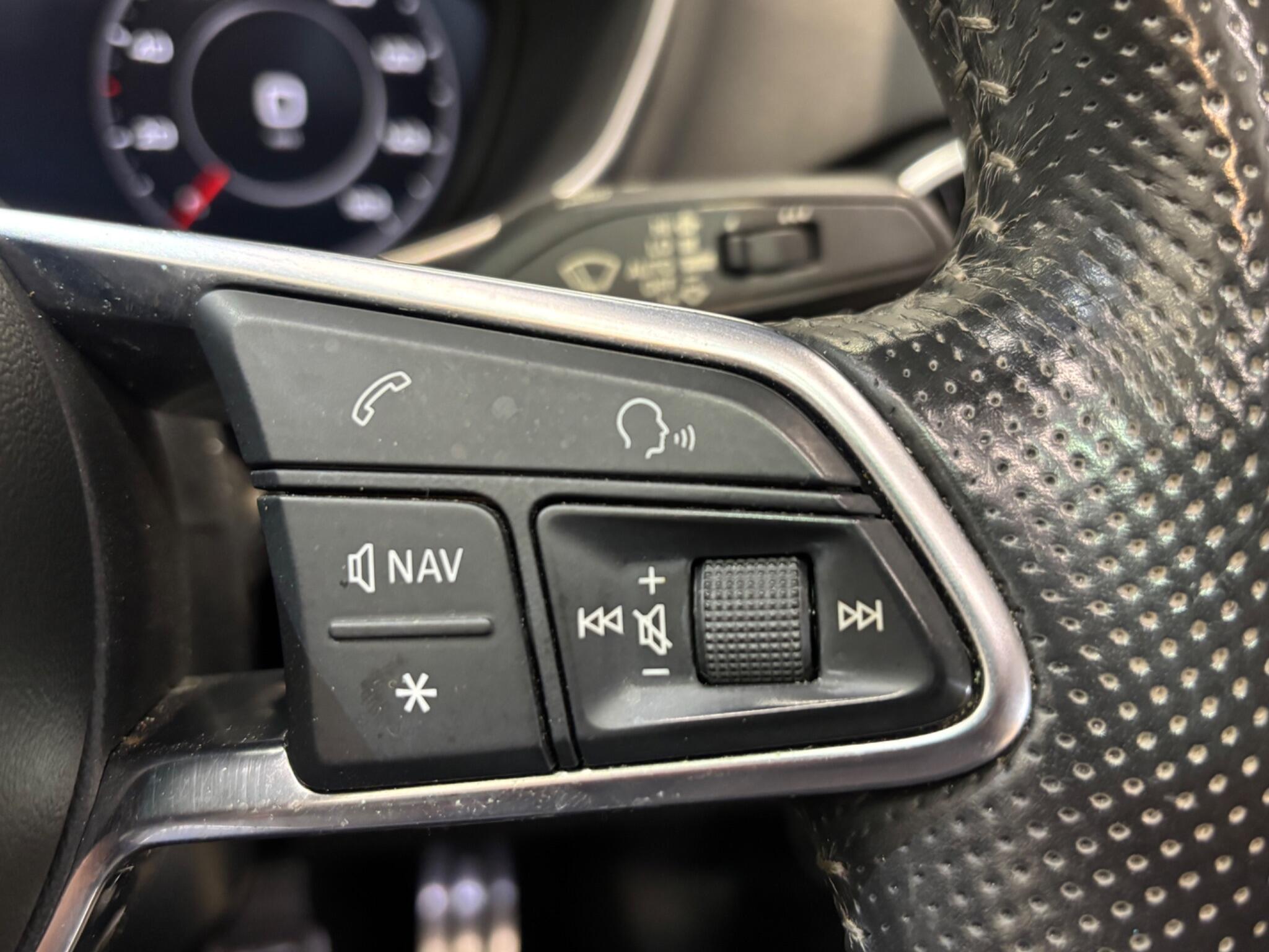 Audi TT view 9