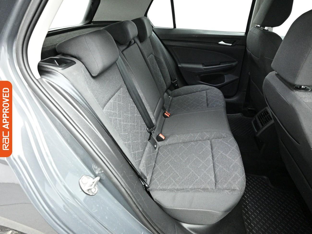 Volkswagen Golf view 12