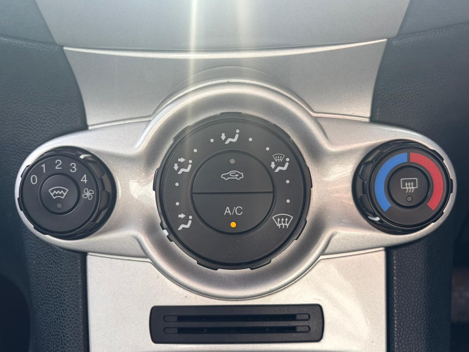 Ford Fiesta view 26