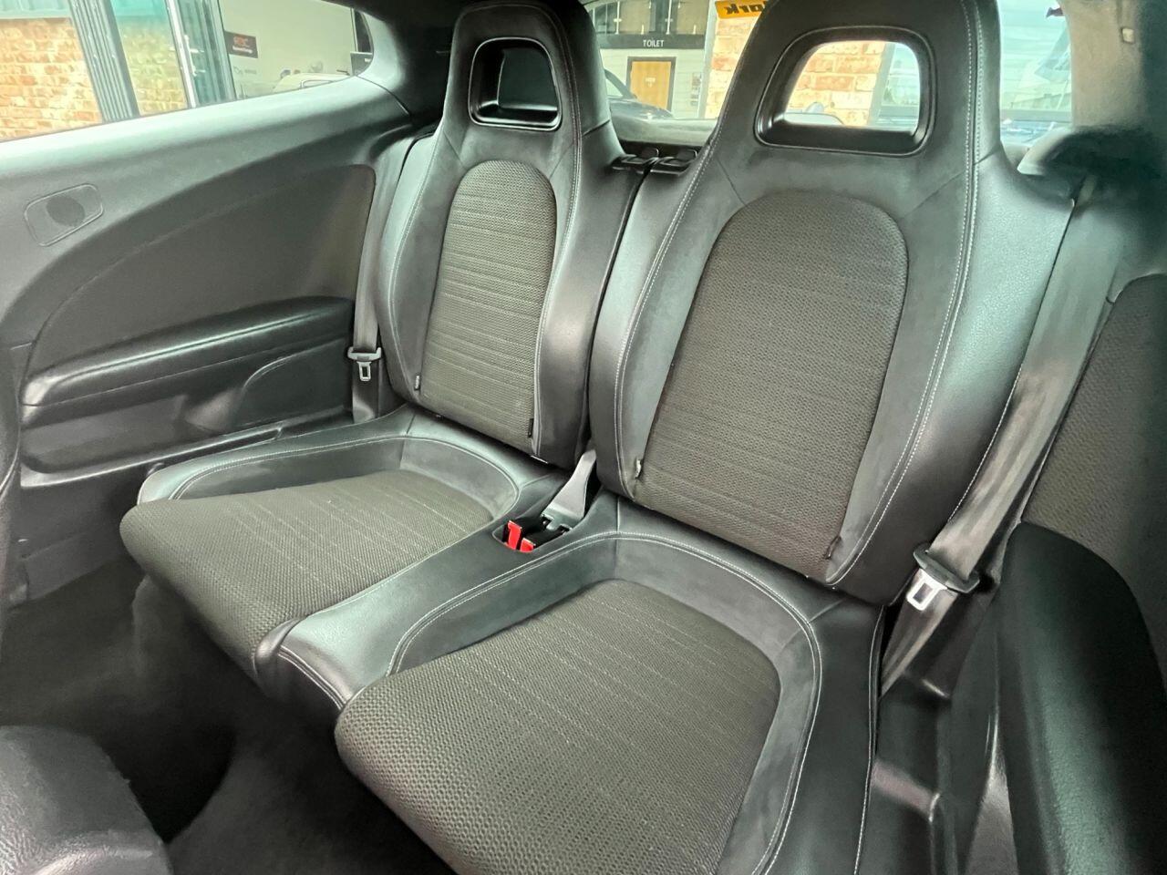 Volkswagen Scirocco view 13